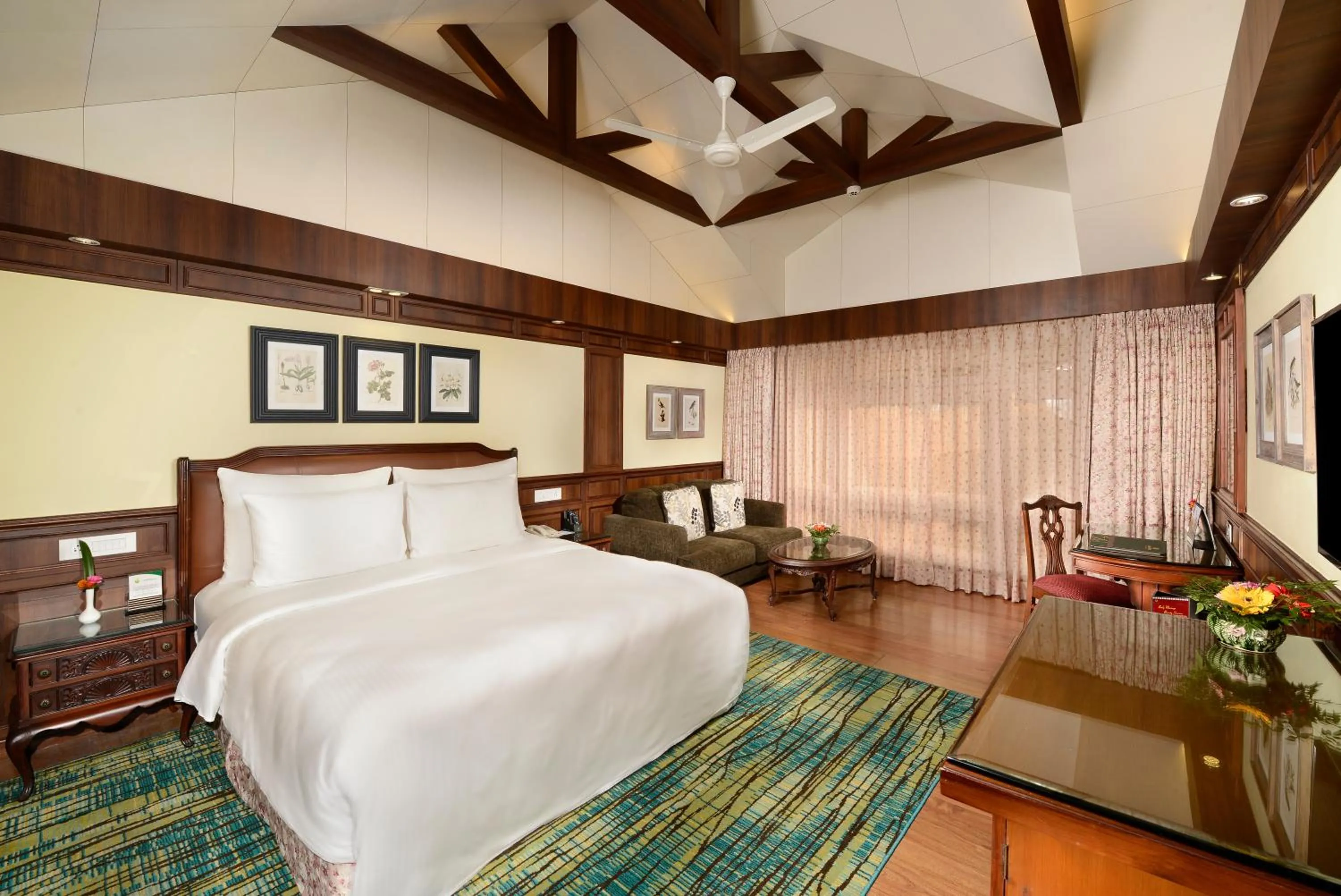 Bed in Mayfair Darjeeling