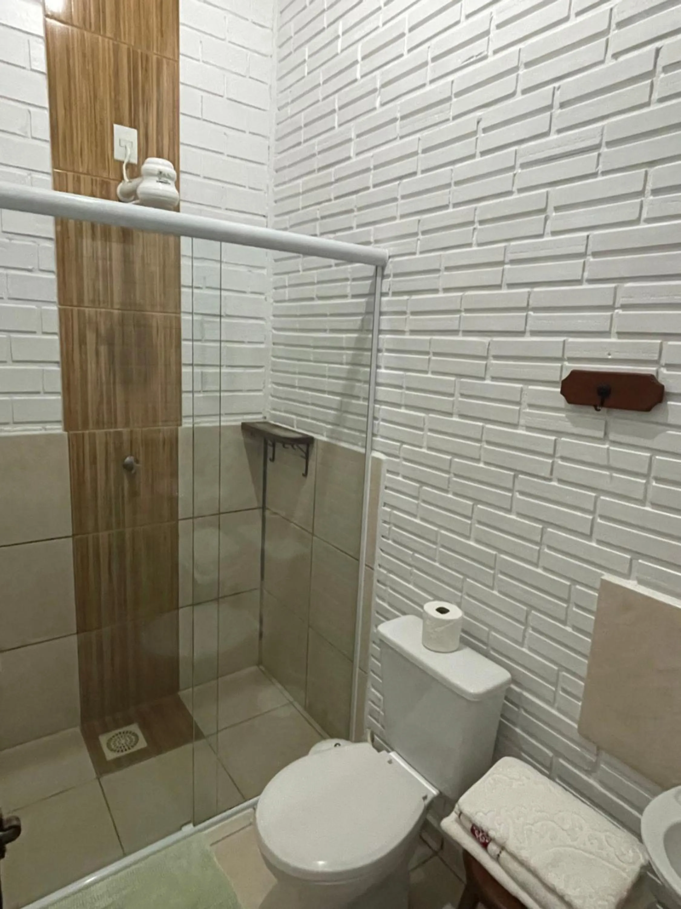 Toilet in Pousada Areias do Embaú