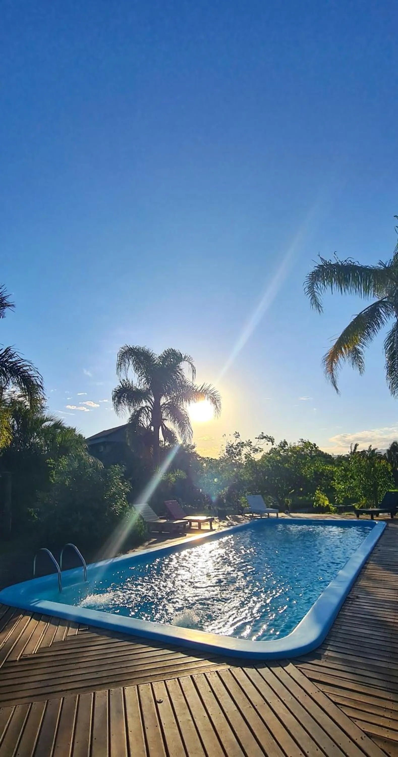 Swimming pool in Pousada Areias do Embaú