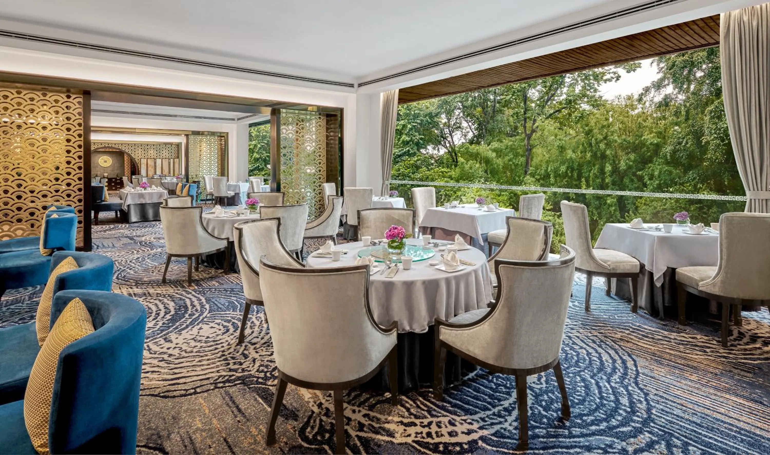 Restaurant/places to eat in Gran Melia Jakarta