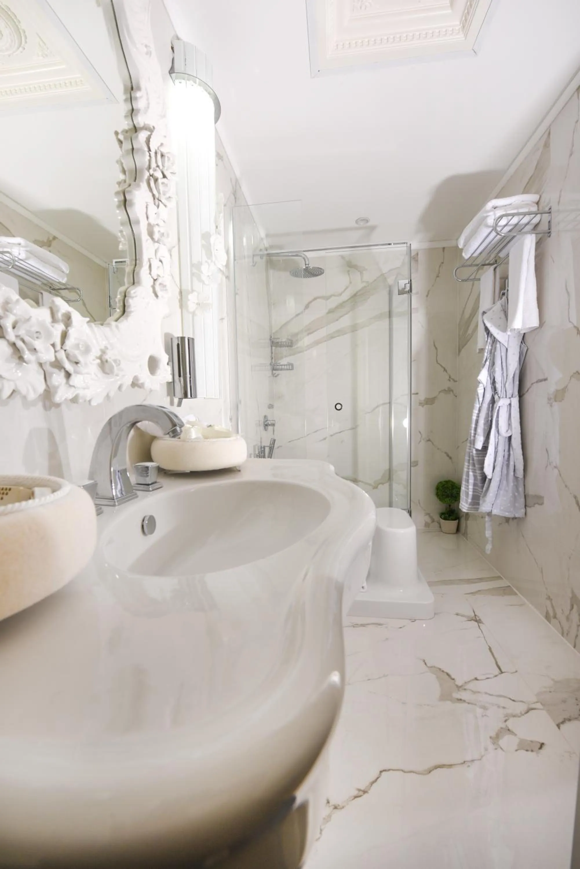 Bathroom in My House Otel