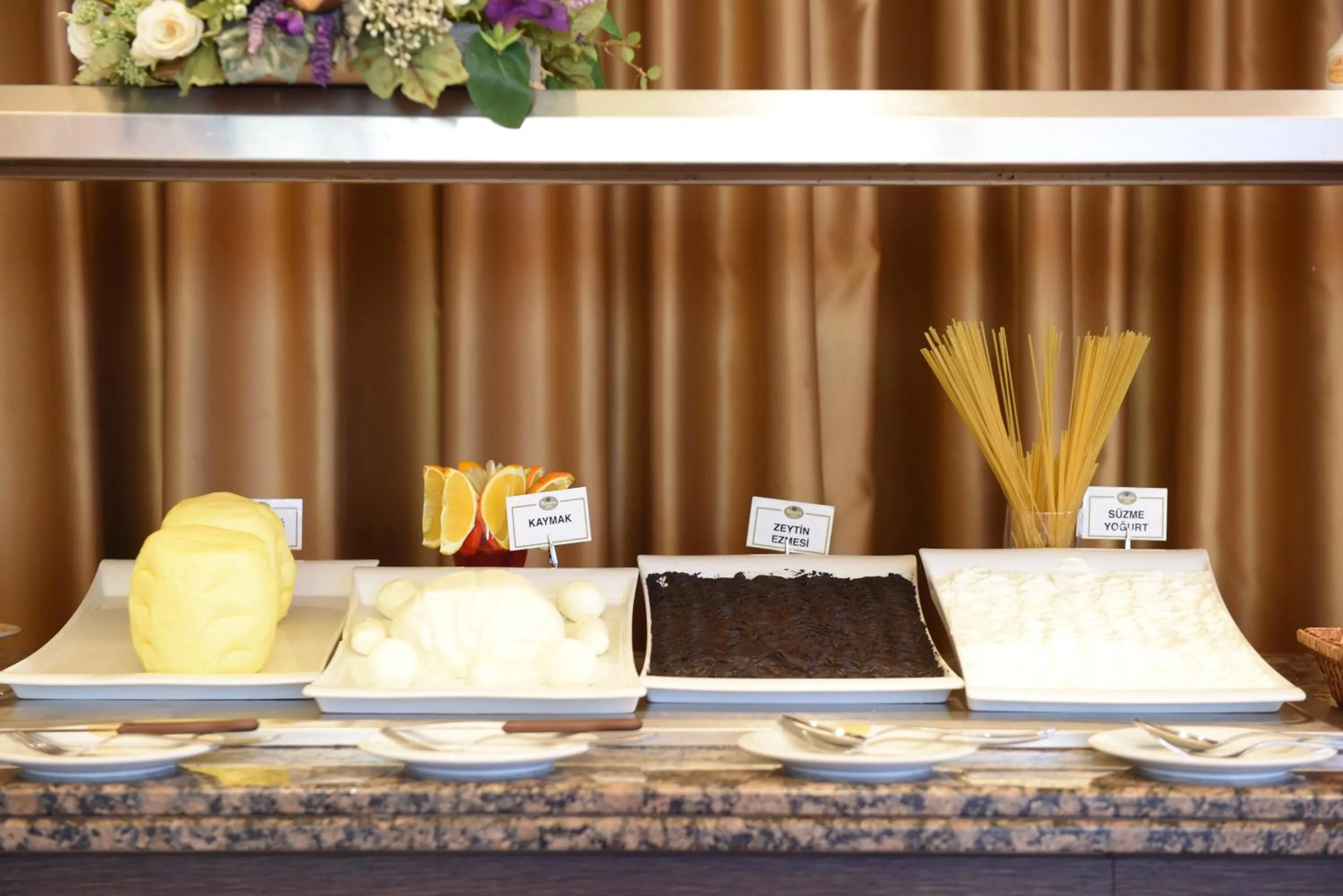 Buffet breakfast in My House Otel