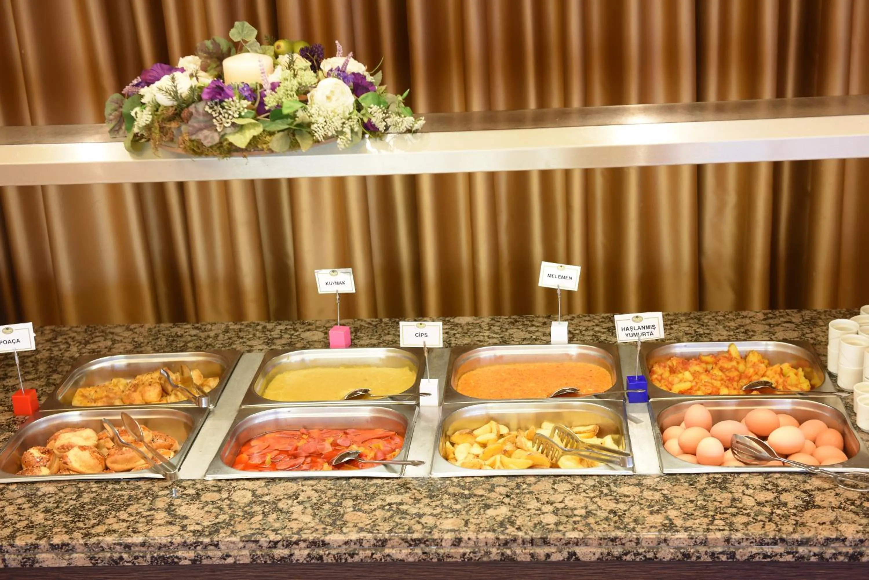 Buffet breakfast in My House Otel