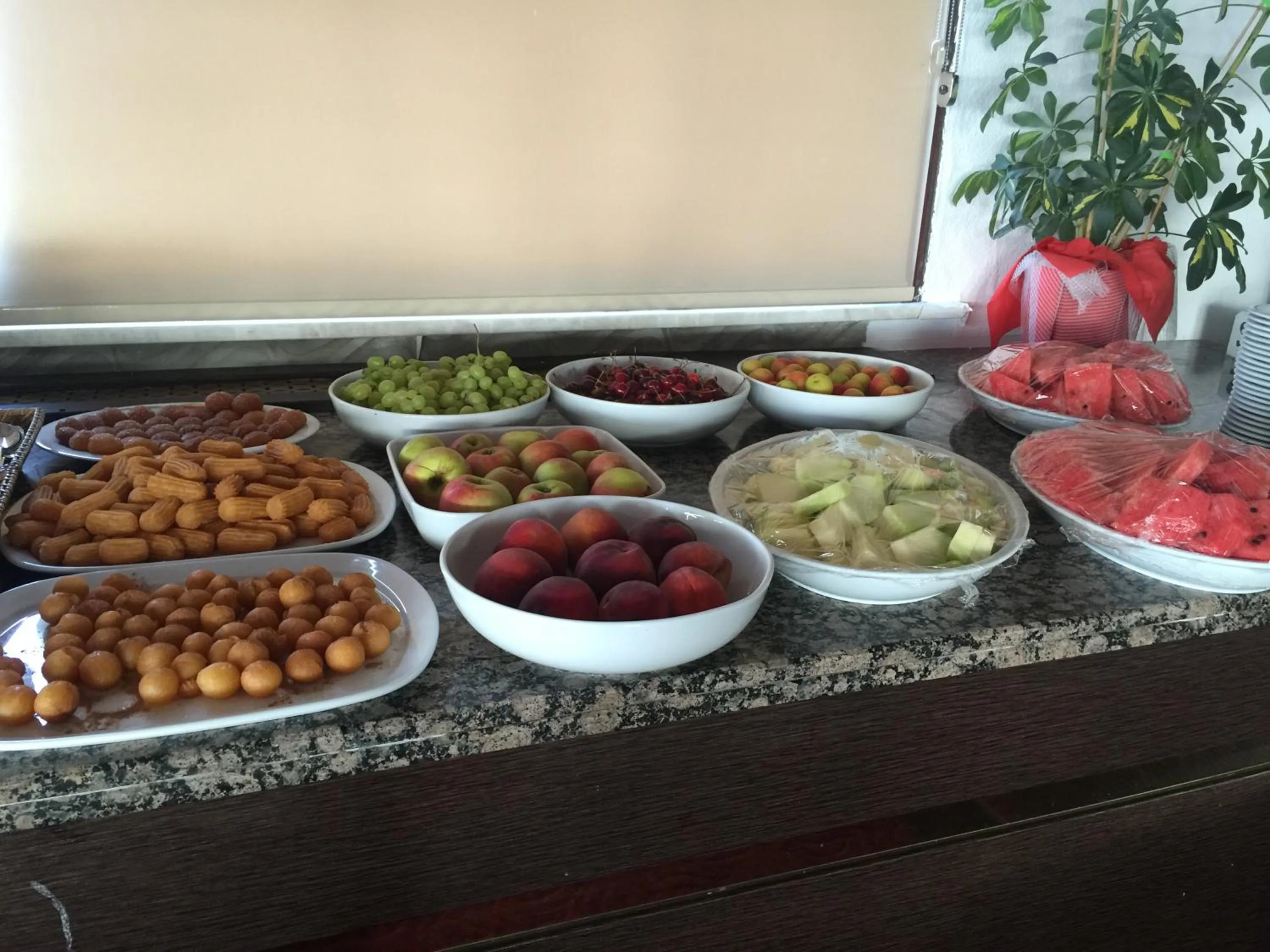 Food in My House Otel