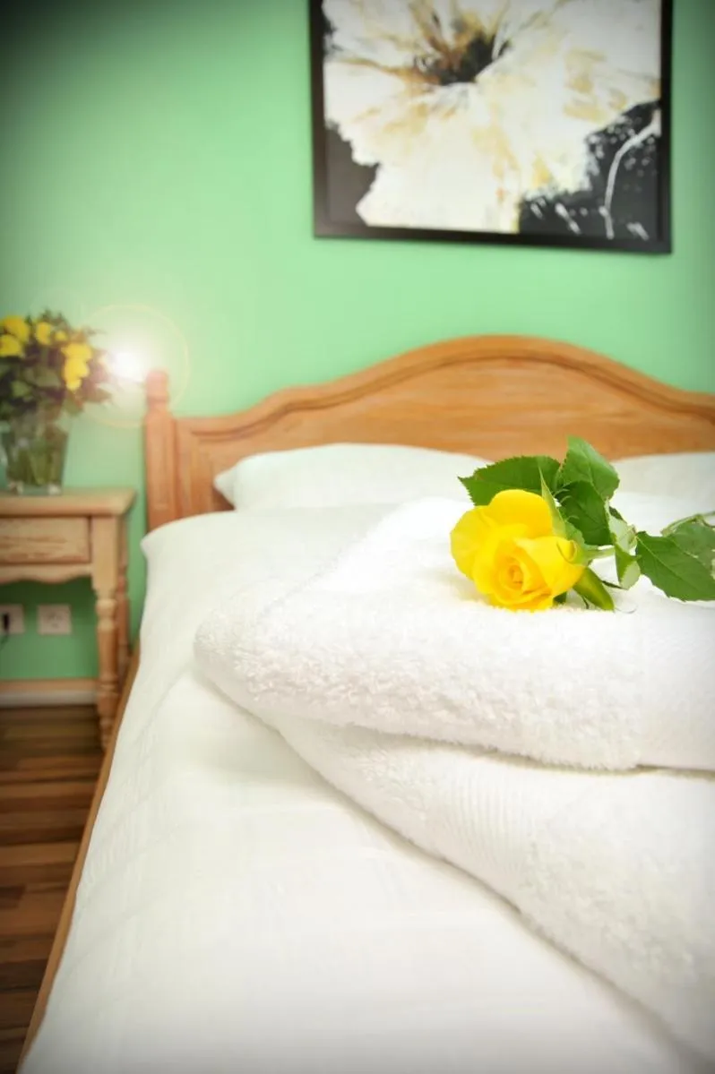 Bed in Stadthotel Langenfeld