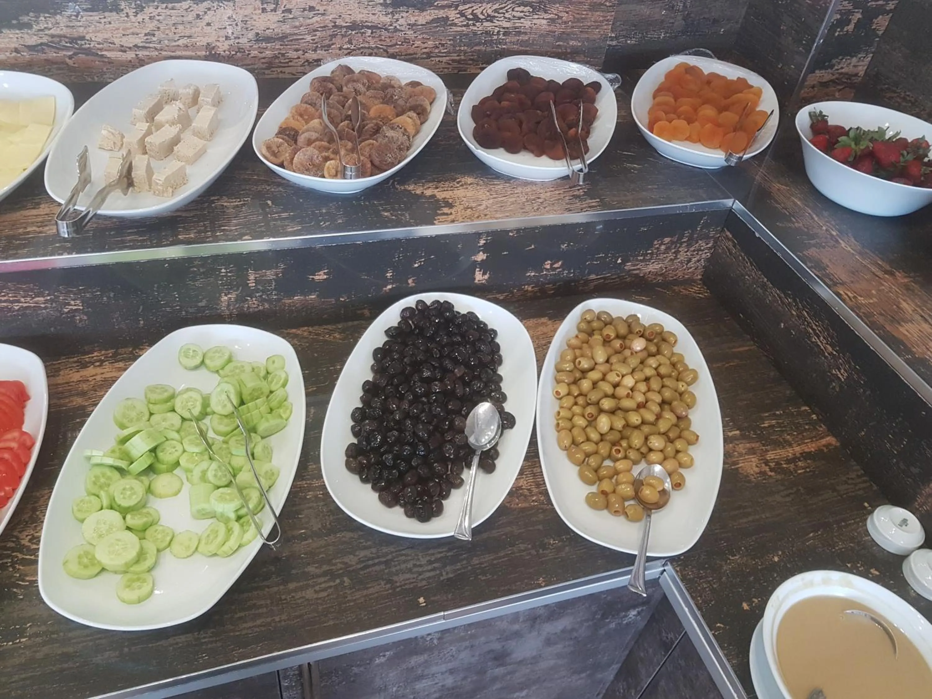 Food and drinks in Kent Hotel