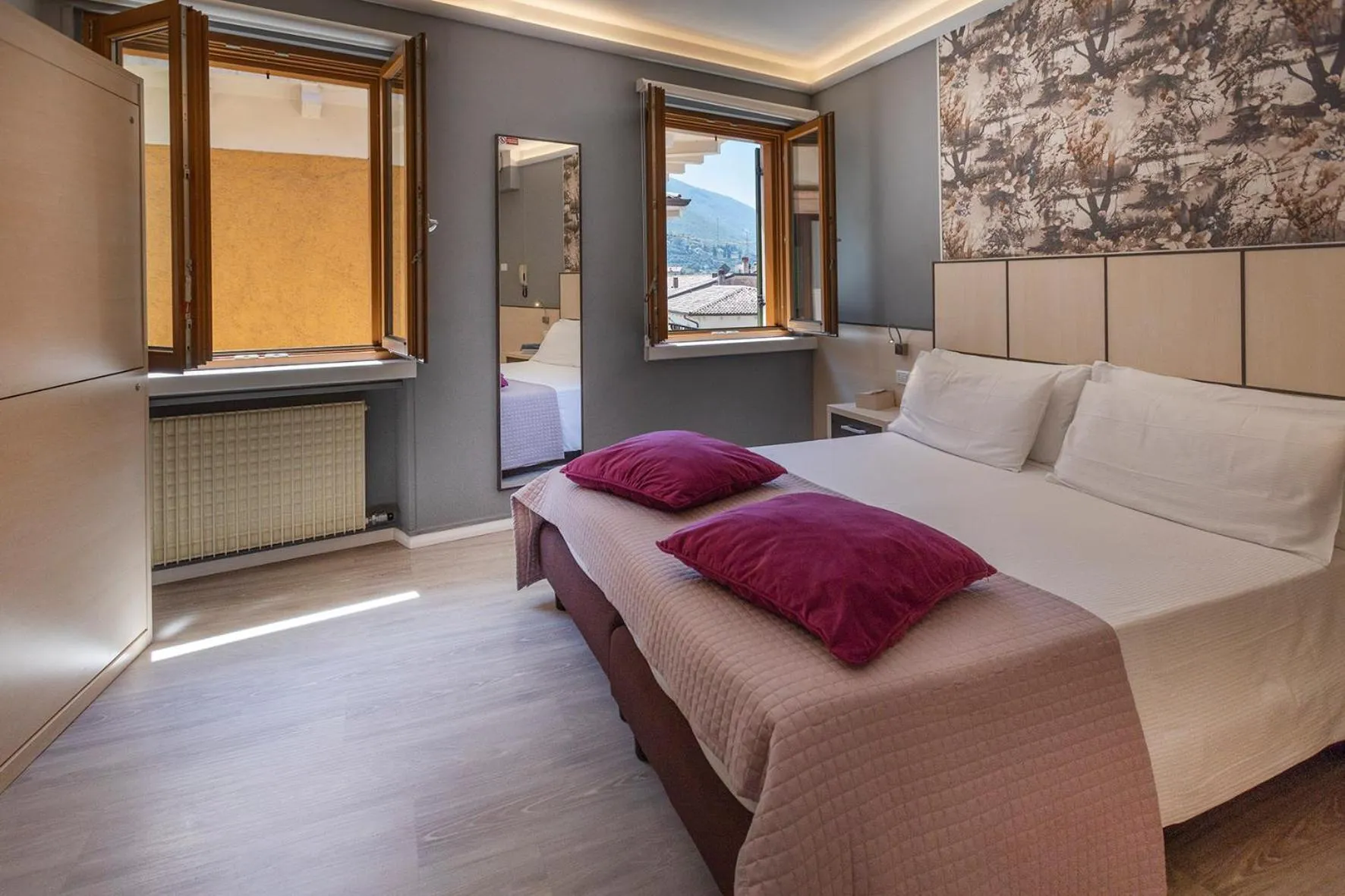Photo of the whole room, Bed in Albergo Aurora