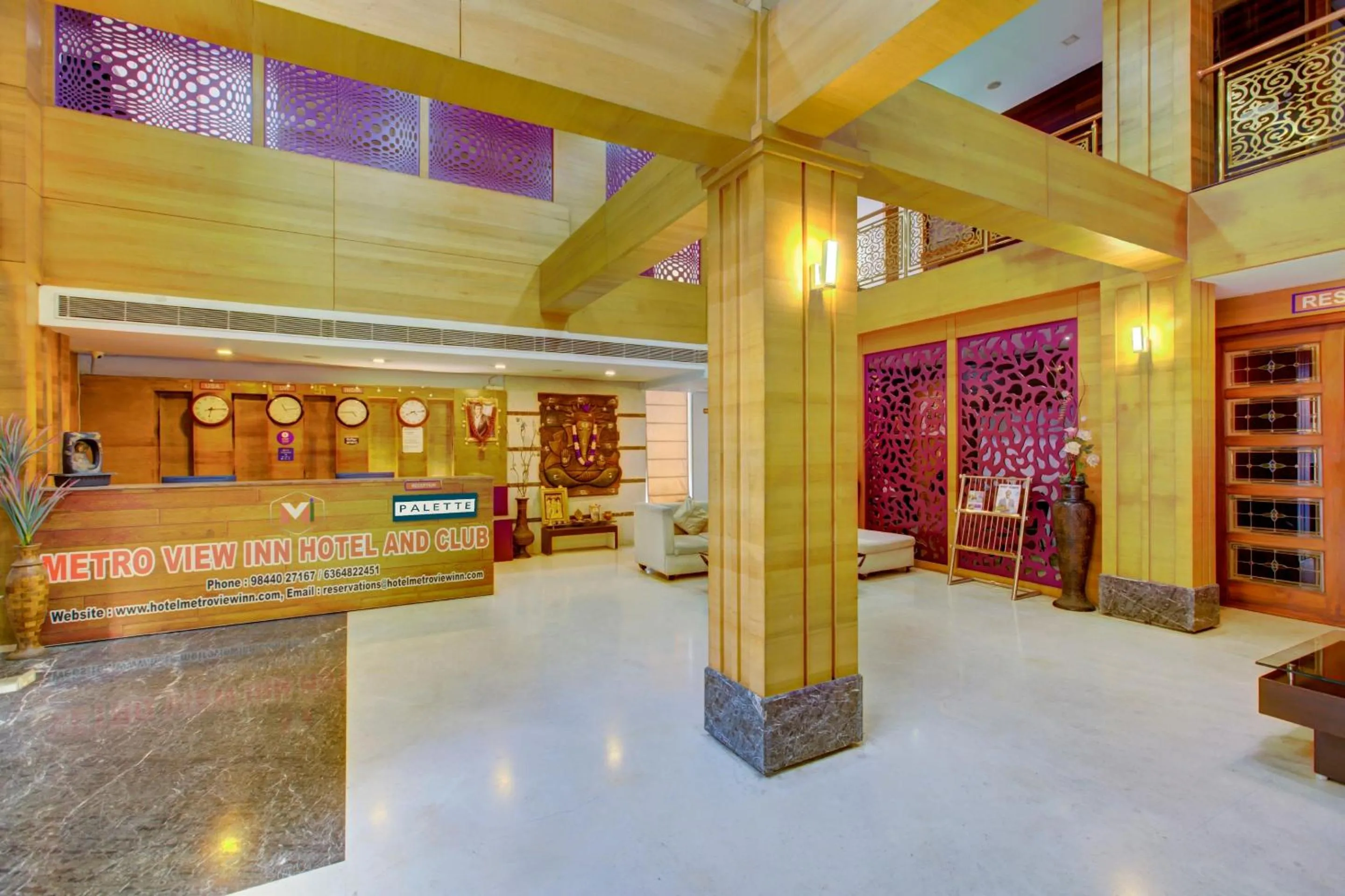 Lobby or reception in Townhouse Oak JVH Hotel Bangalore