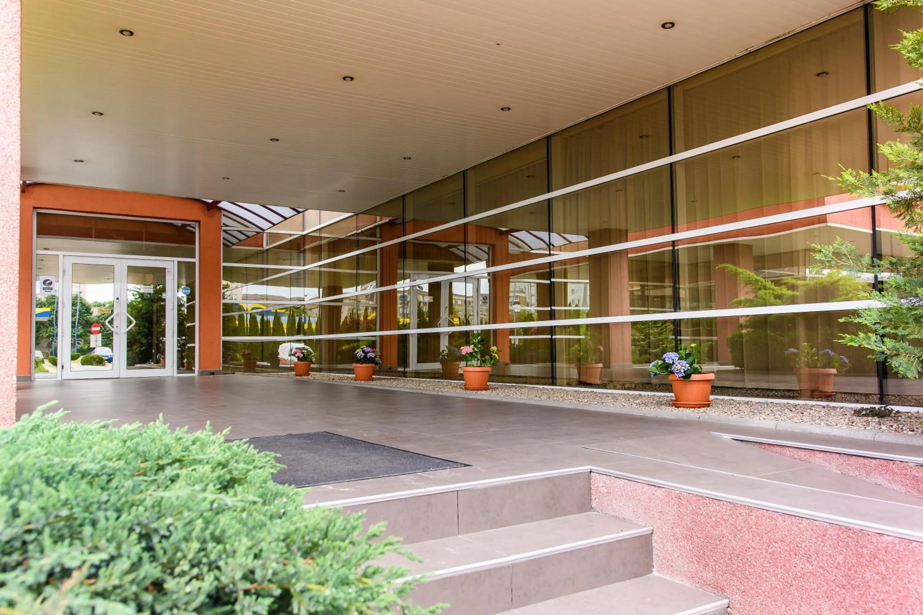 Property building in Hotel Torontal