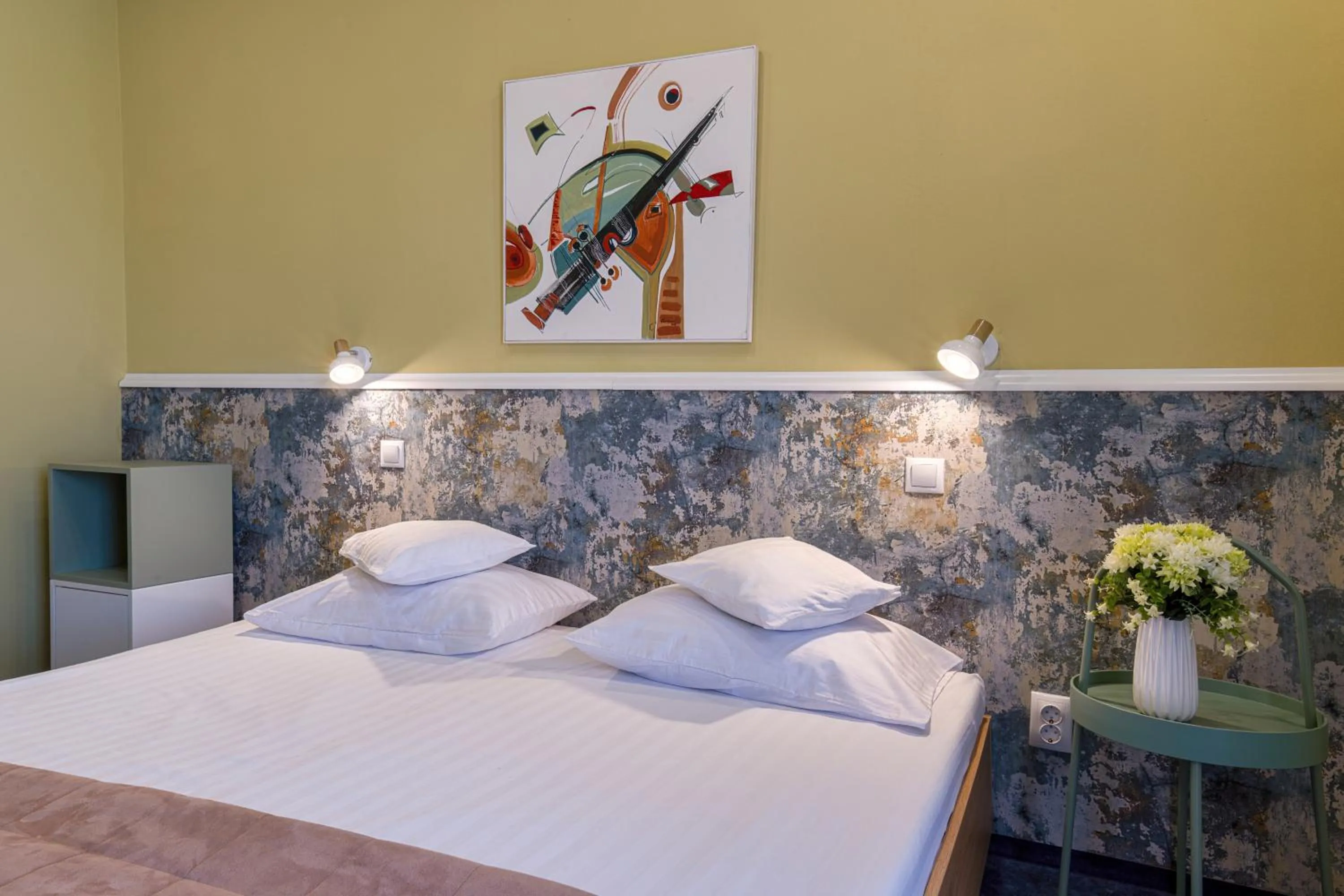 Decorative detail, Bed in Hotel Torontal