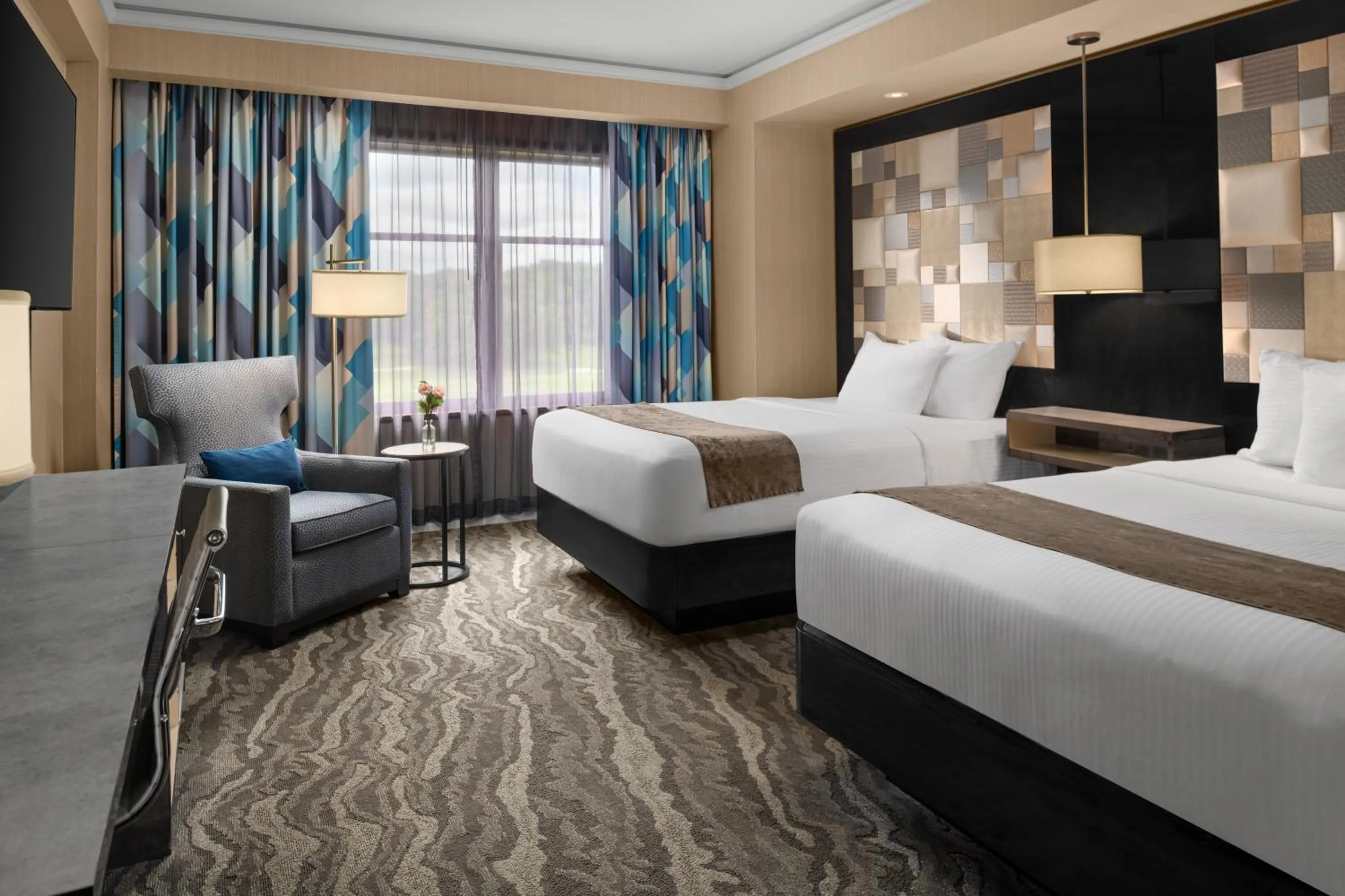 Bed in Mount Airy Casino Resort - Adults Only 21 Plus