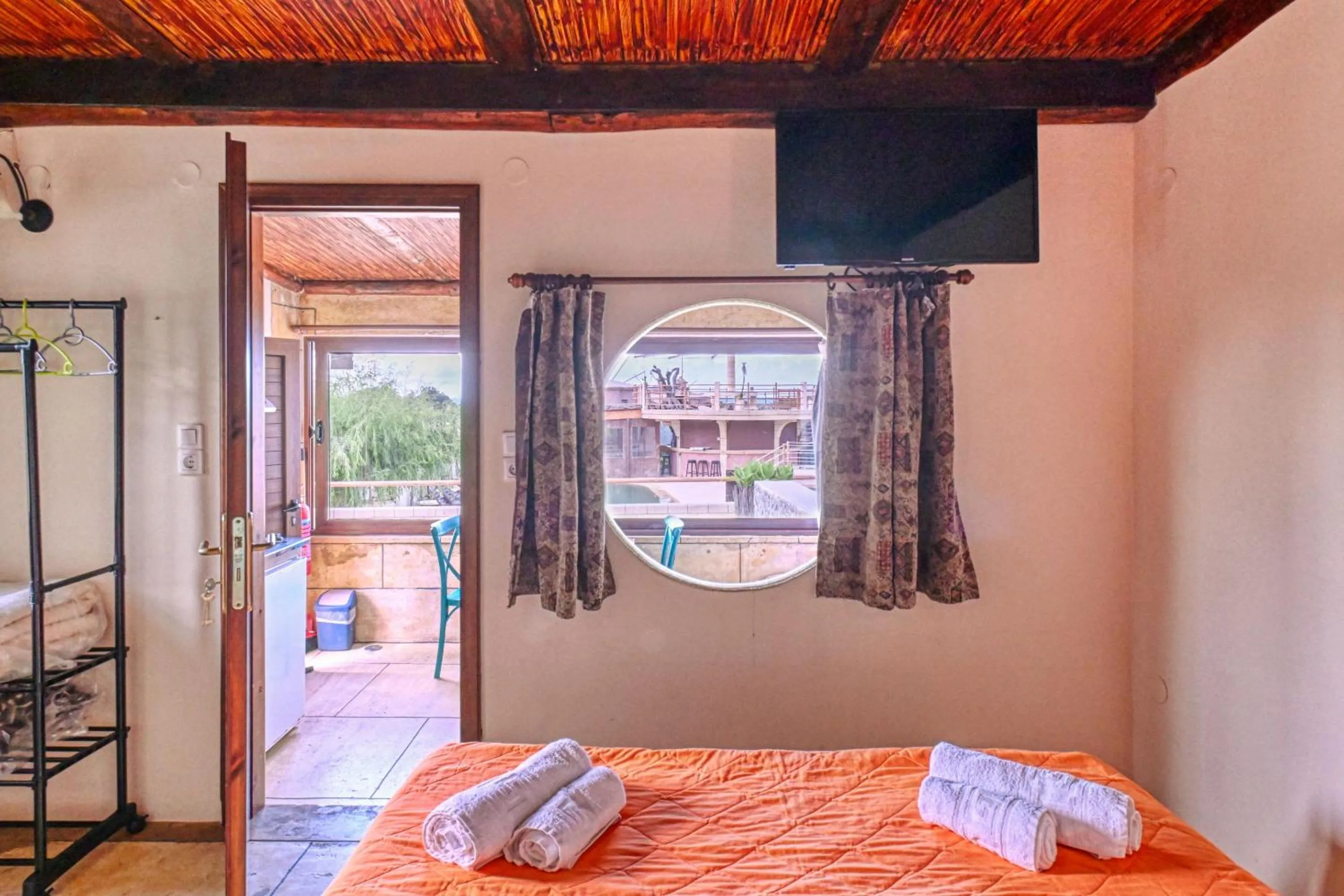 TV and multimedia, Bed in Anemomili Village