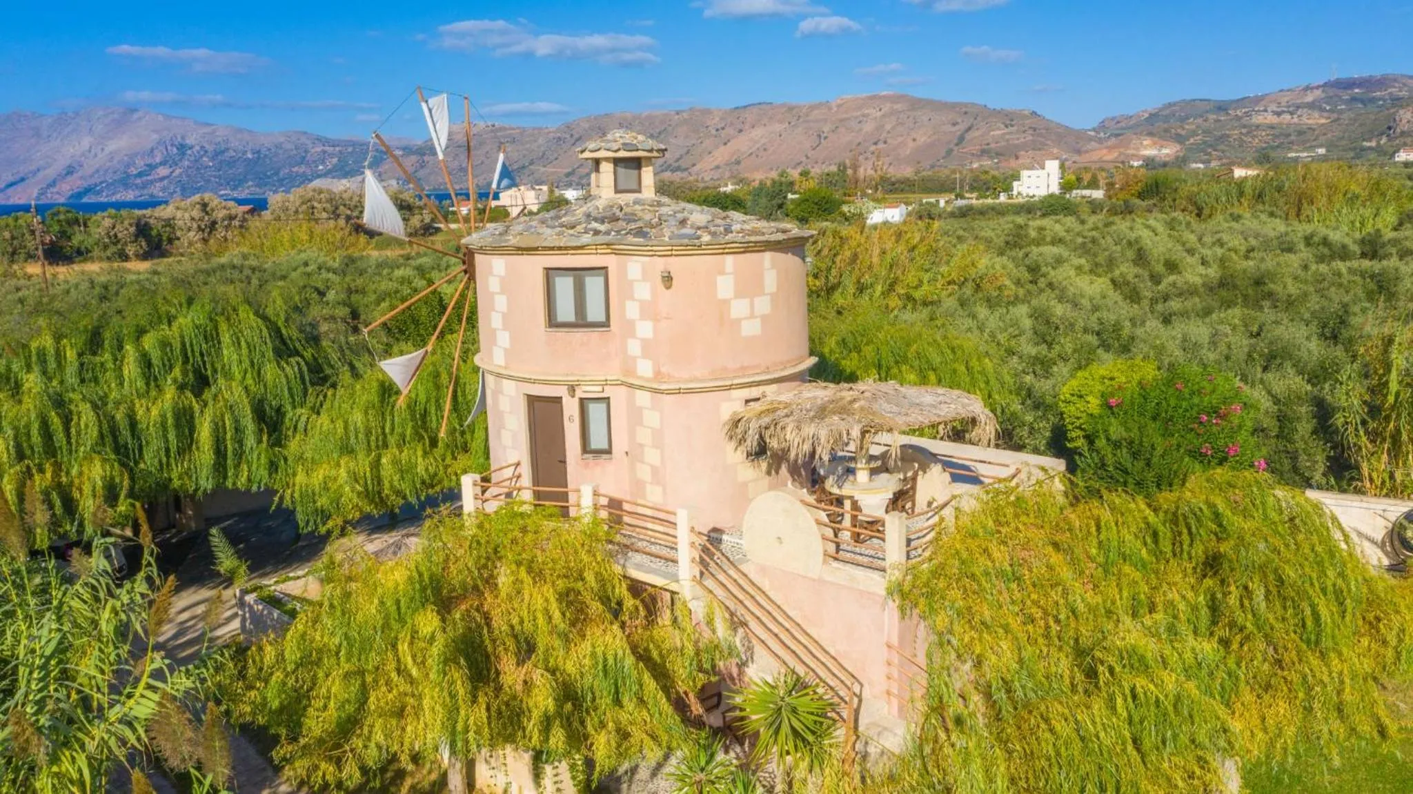 Bird's eye view in Anemomili Village