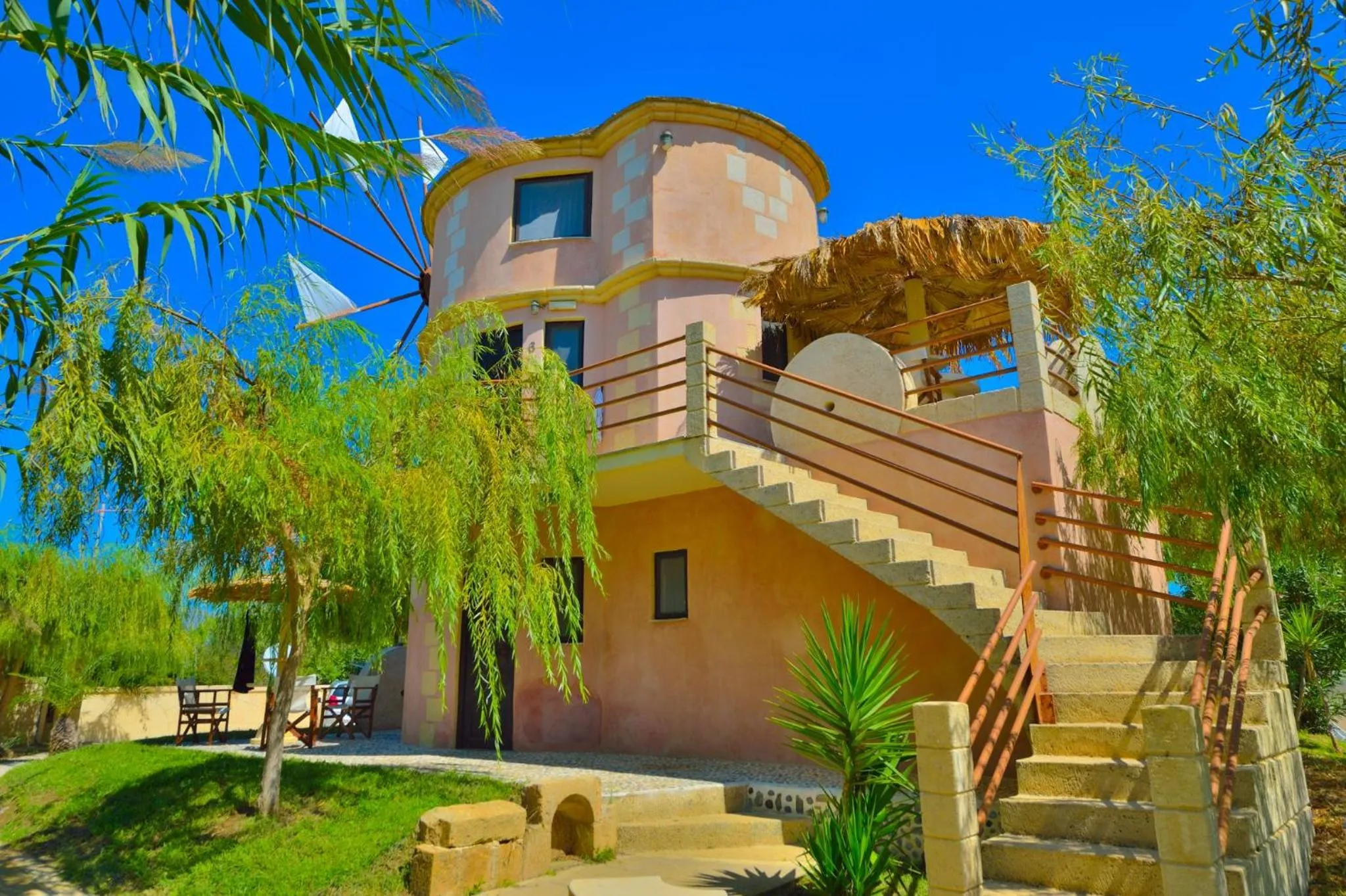 Facade/entrance in Anemomili Village