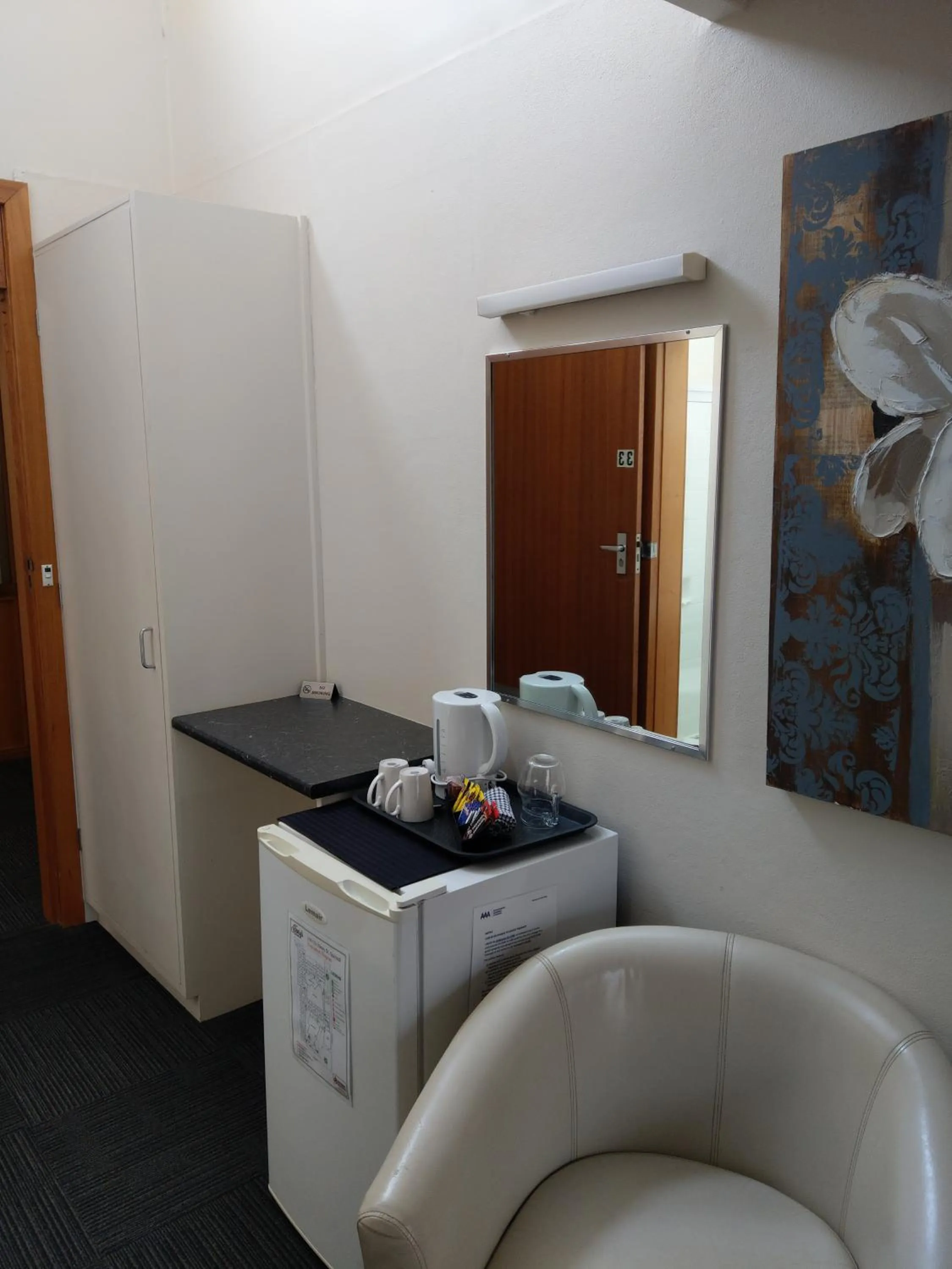 Coffee/tea facilities in Henry's Quirindi