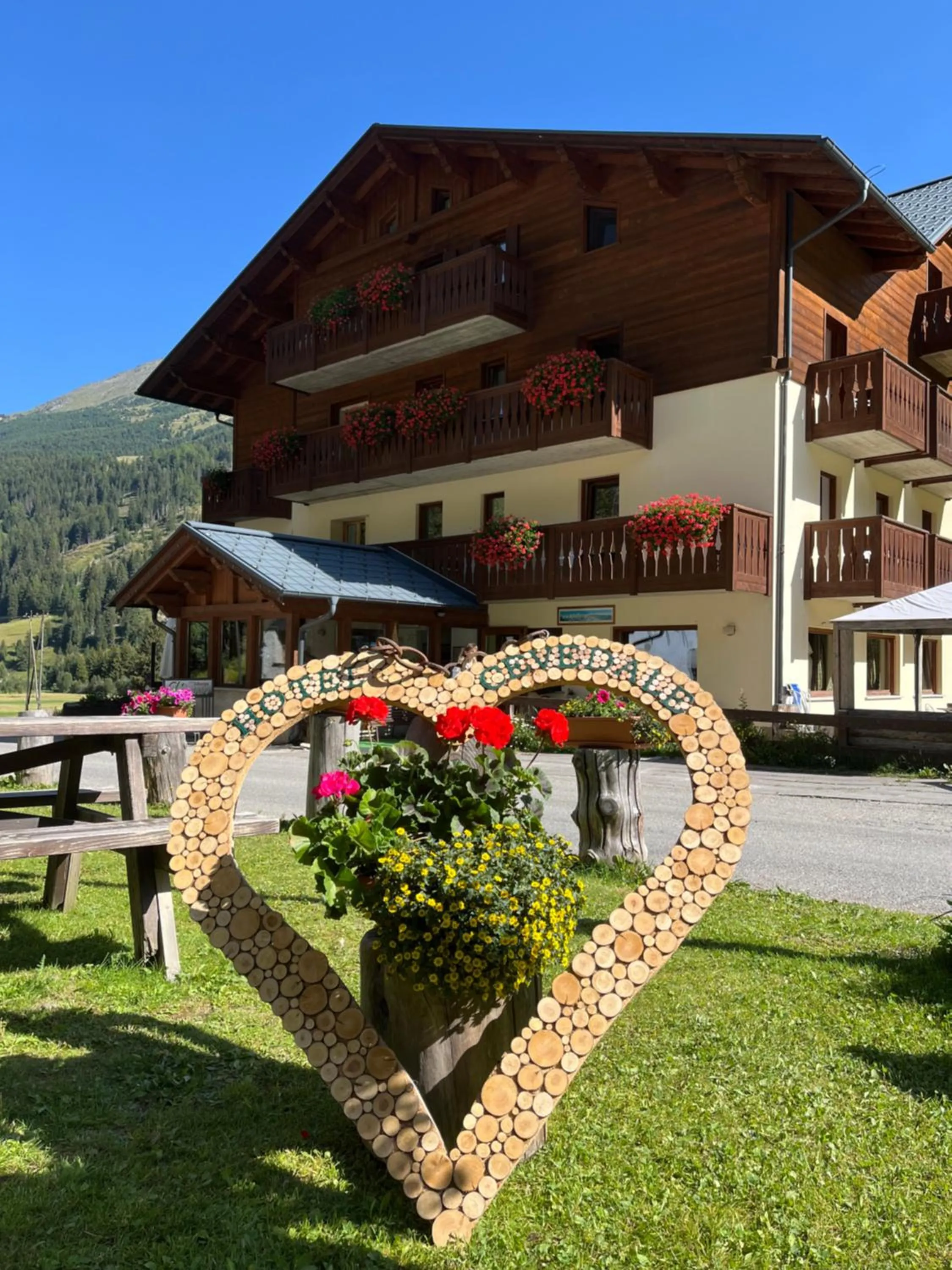 Property building in Hotel Cevedale