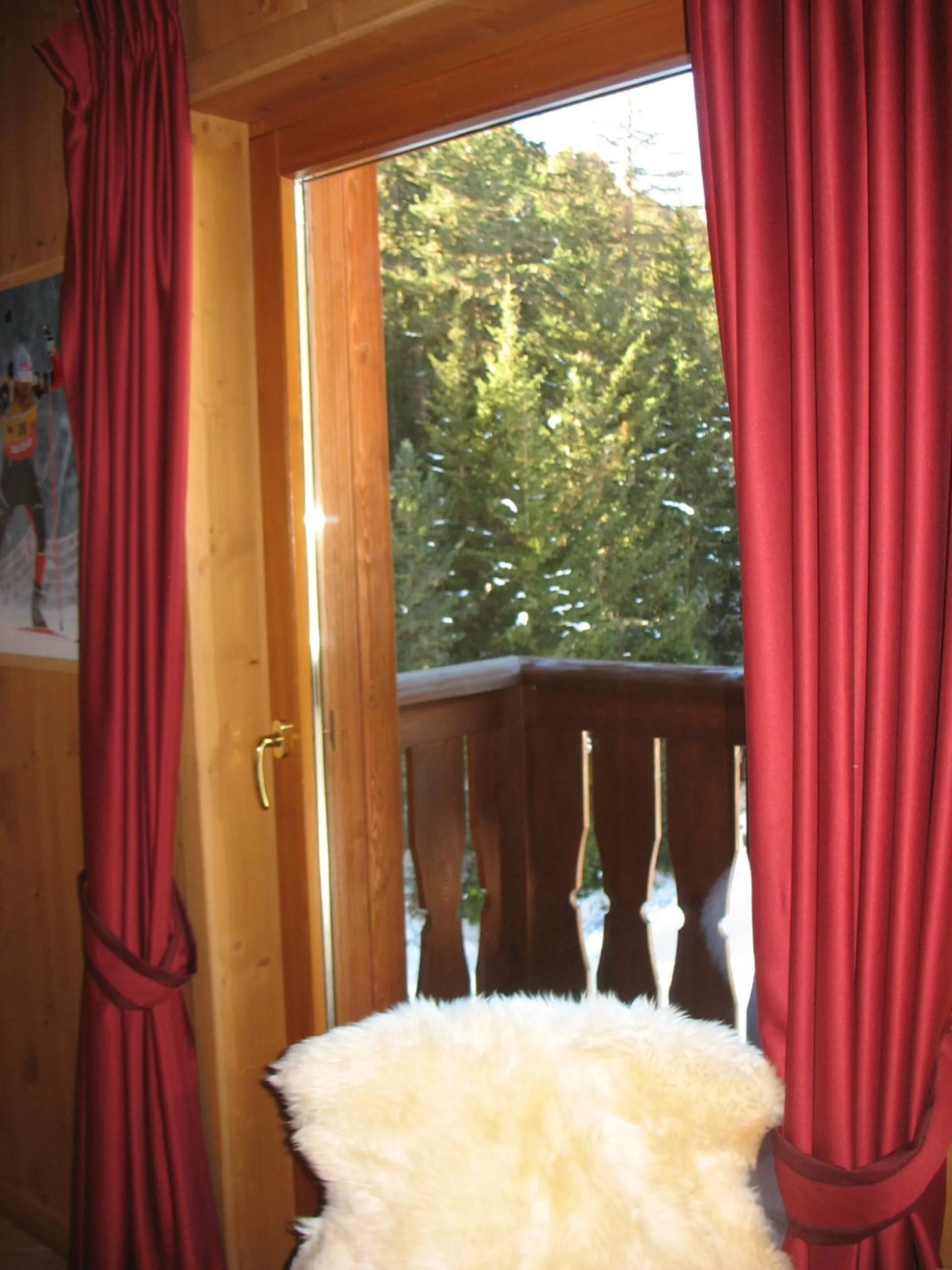 Photo of the whole room, Bed in Hotel Cevedale