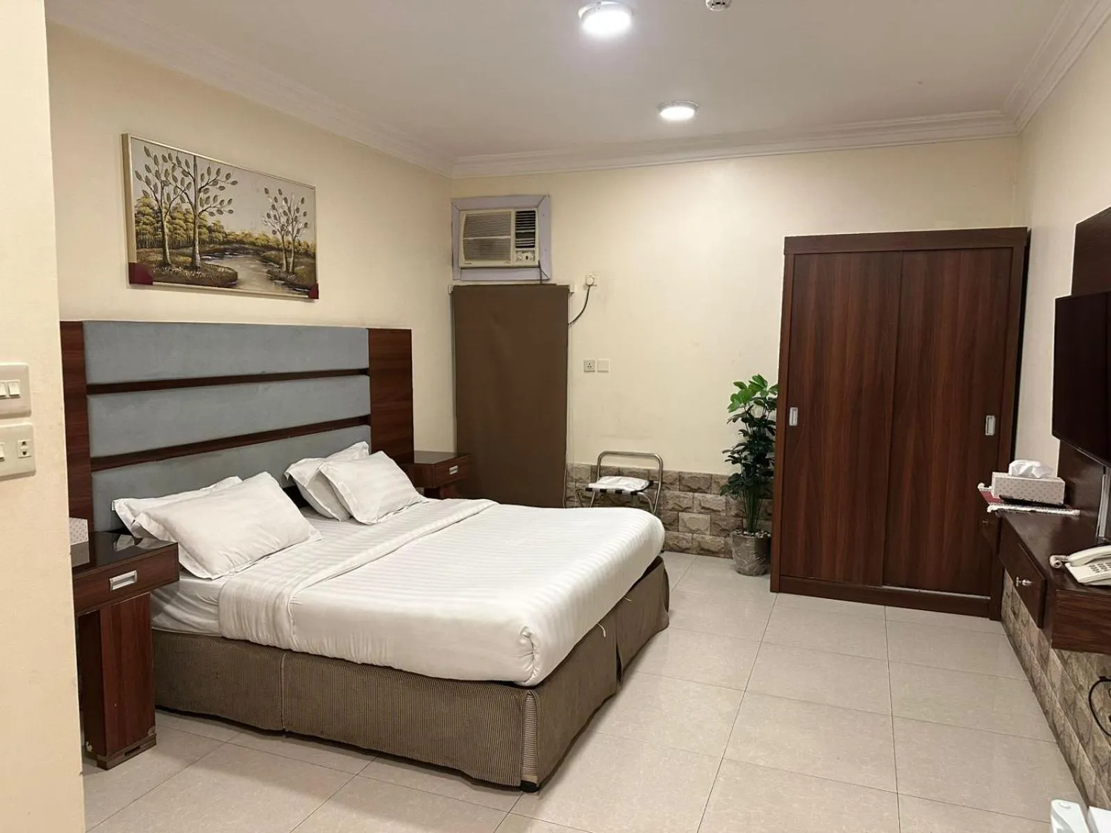 Bed in Al Massah Al Khalijiyah Furnished Units