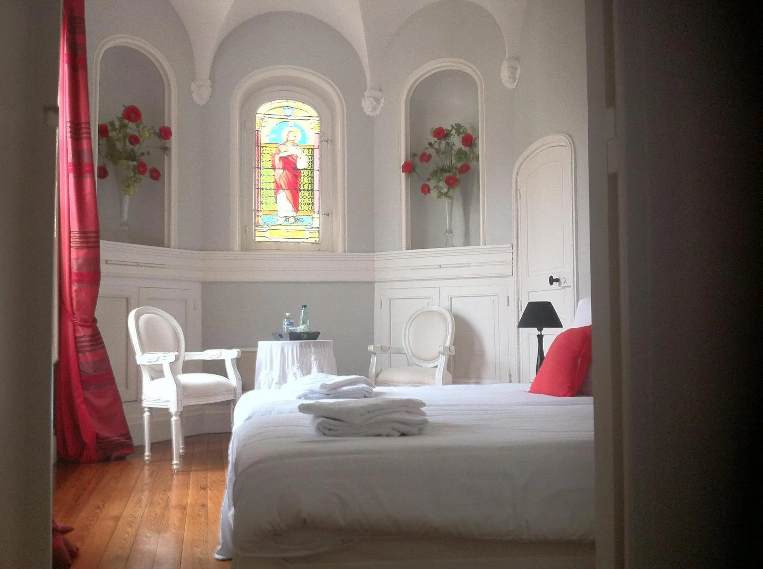 Bed in La Demeure de Laclais