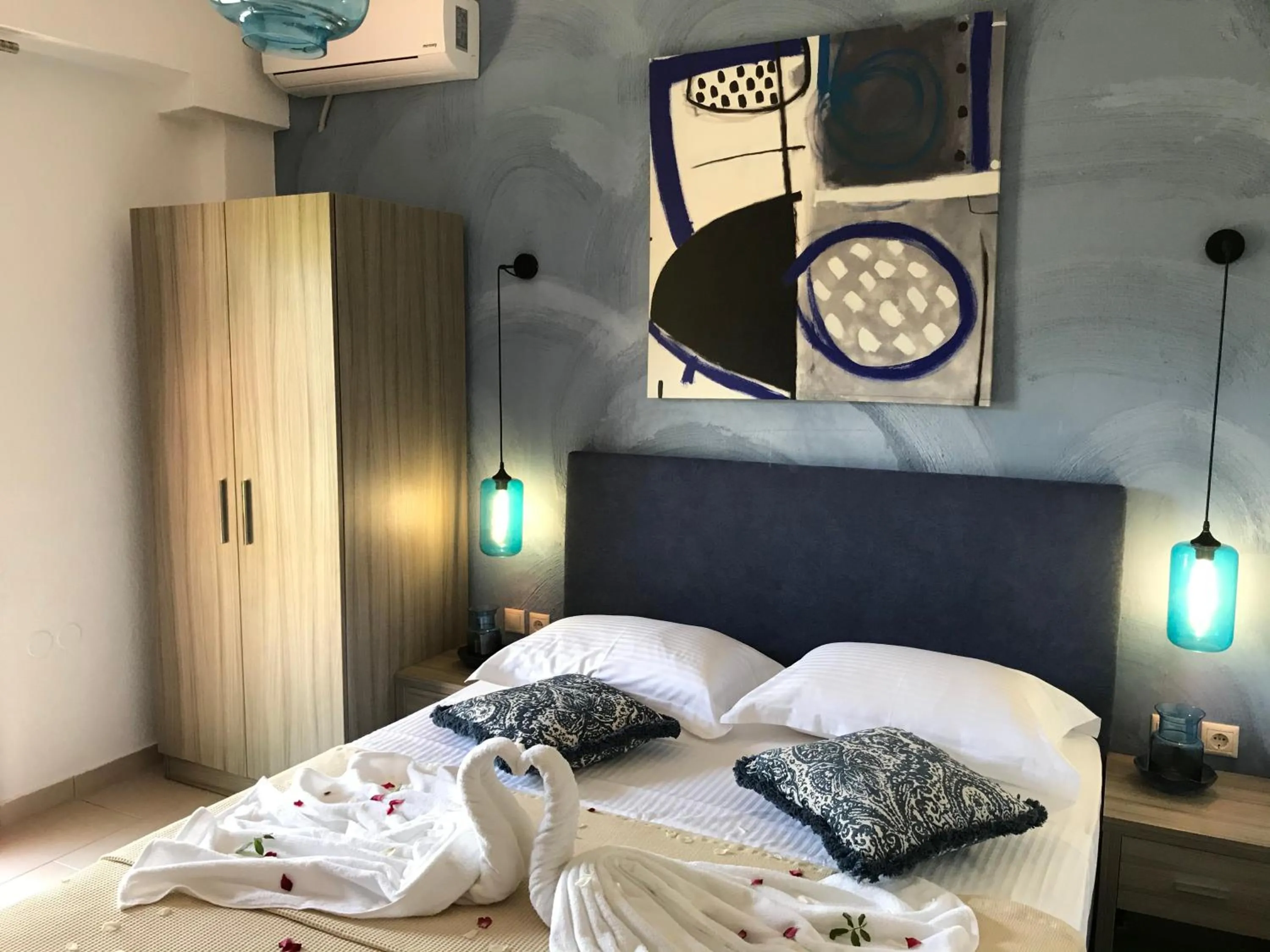 Bedroom, Bed in Koumaros Aparthotel
