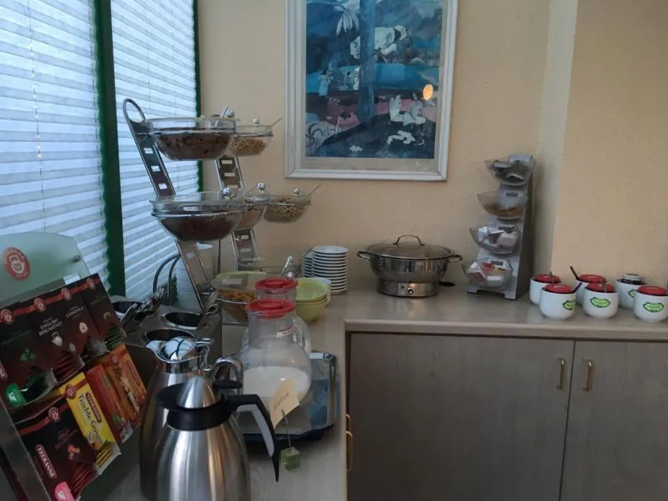 Buffet breakfast in Hotel Landsberg