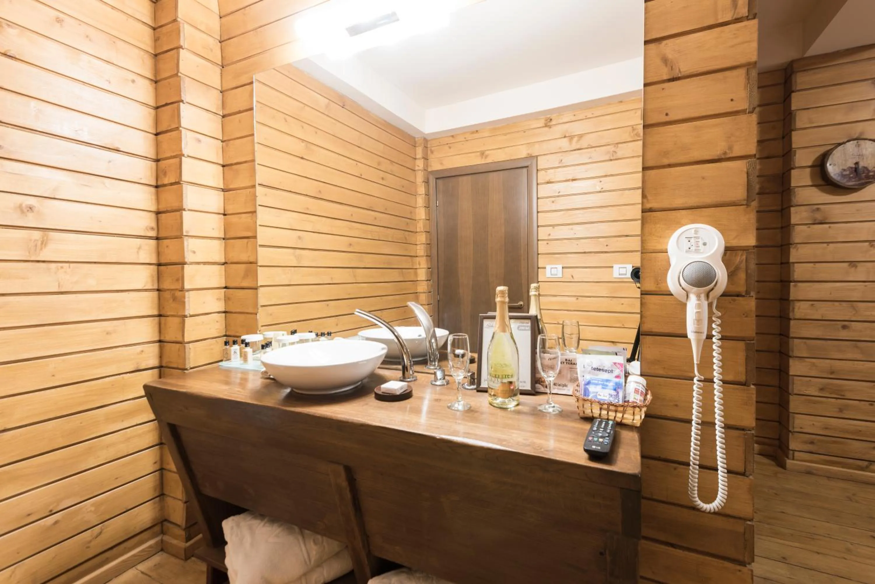 Bathroom in Ioana Boutique Hotel