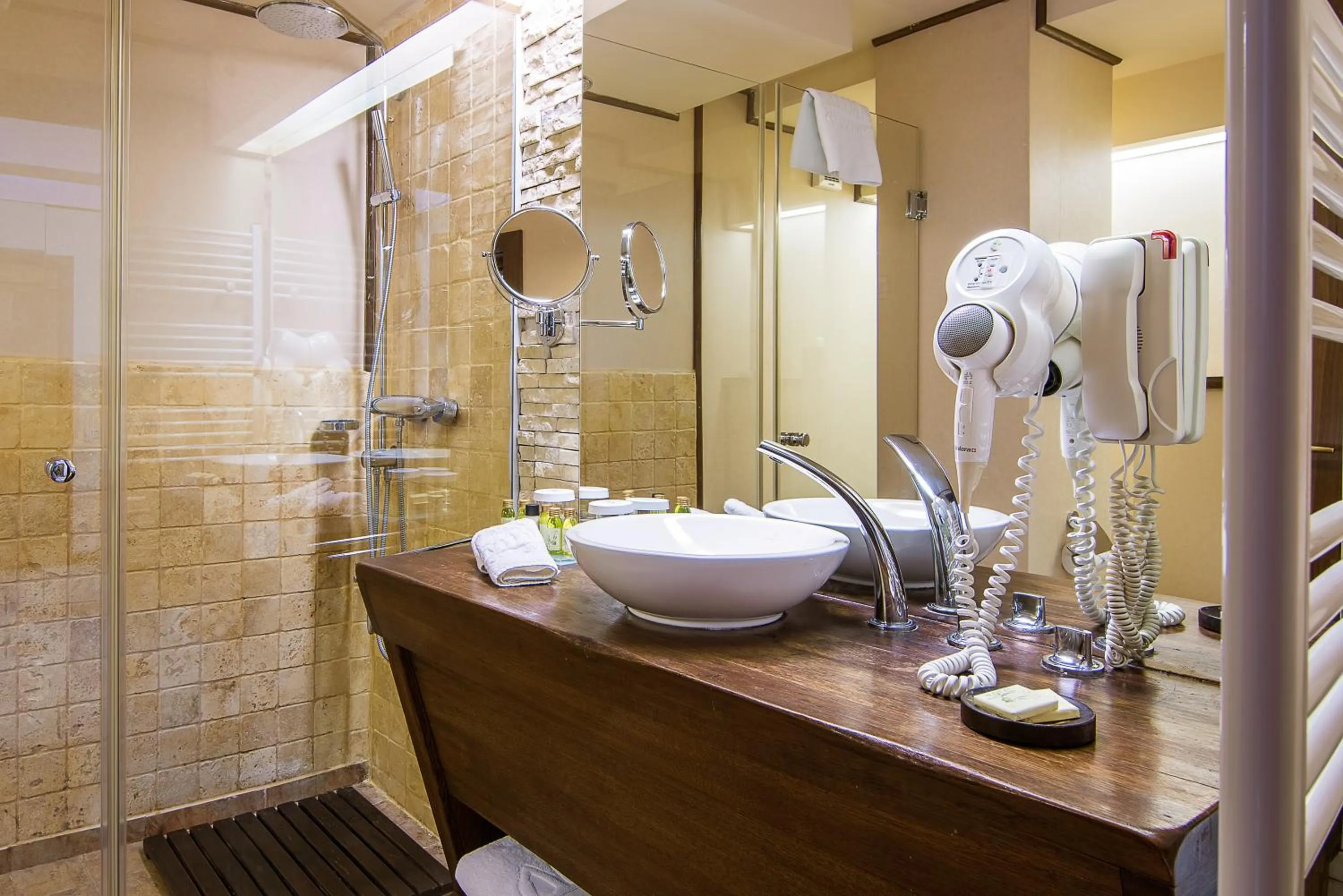 Ioana Boutique Hotel