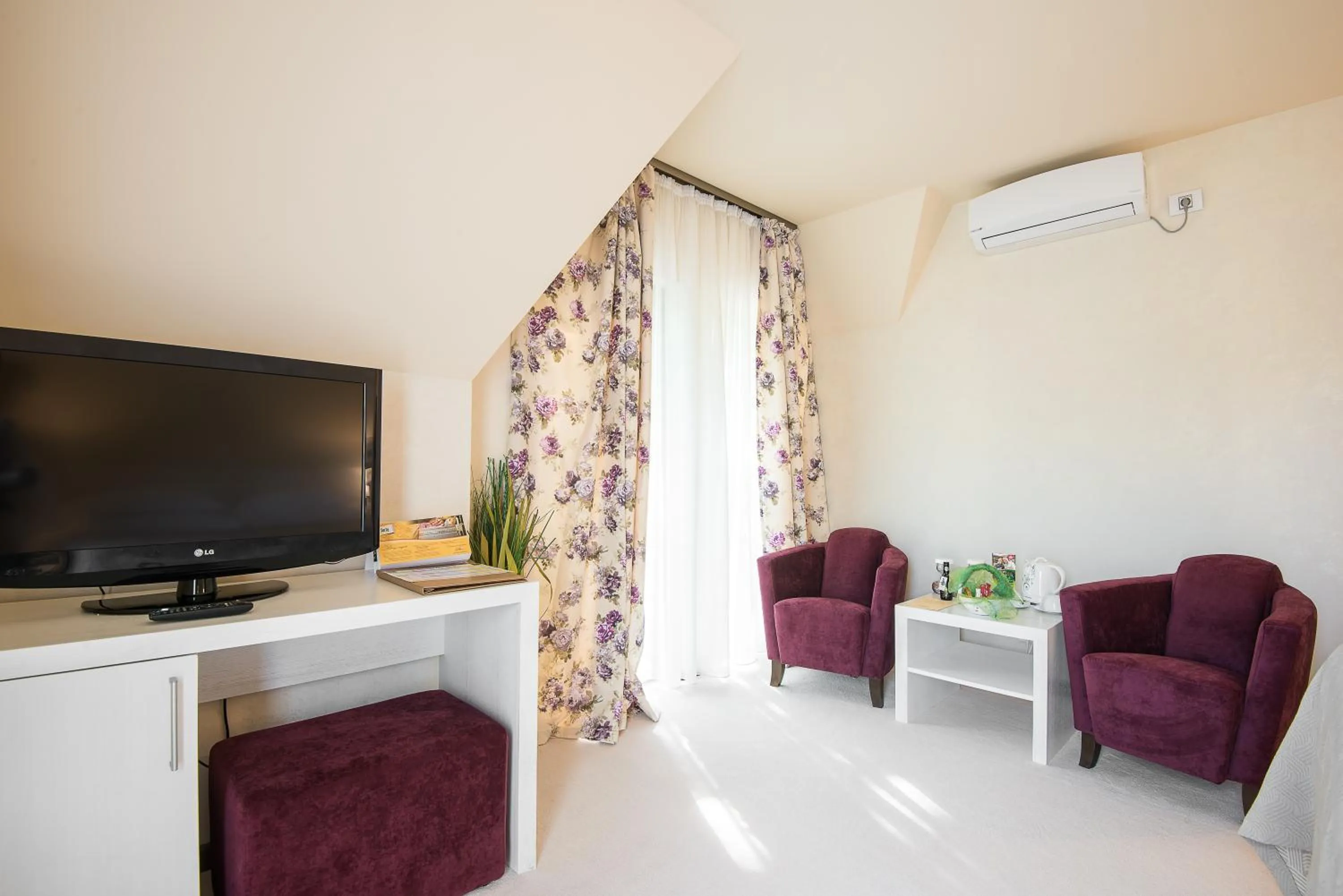 Ioana Boutique Hotel