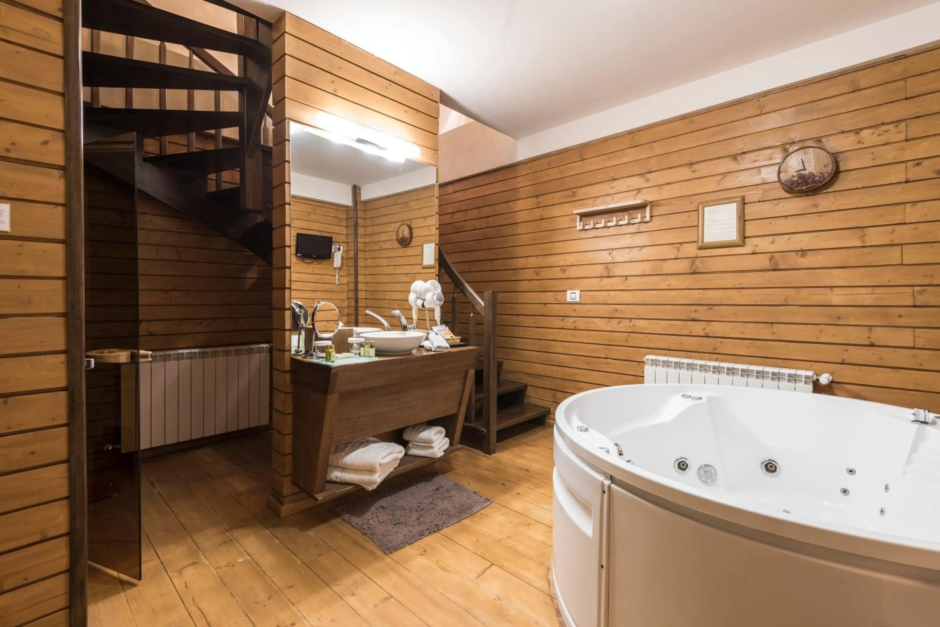 Bathroom in Ioana Boutique Hotel