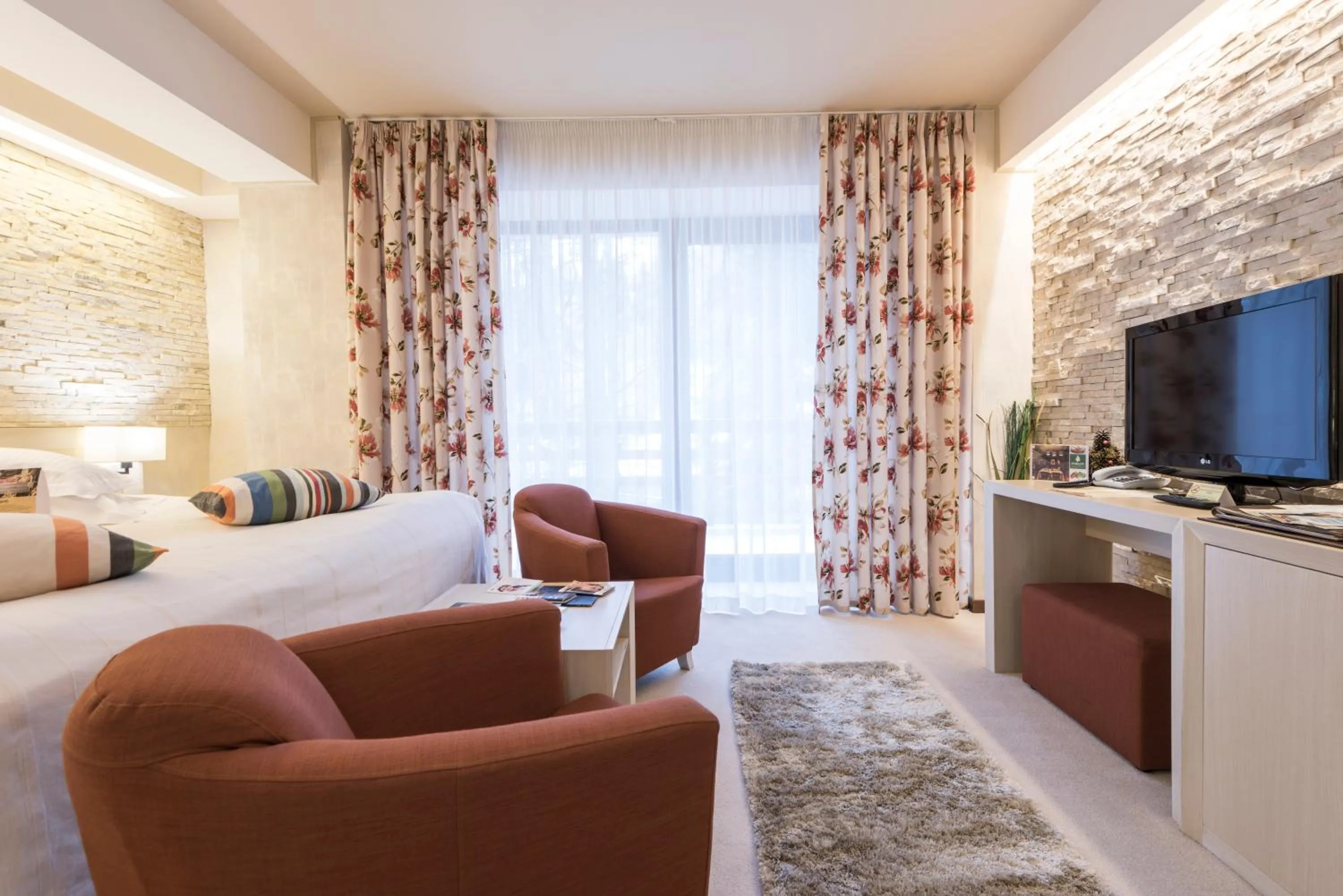 Photo of the whole room, Bed in Ioana Boutique Hotel