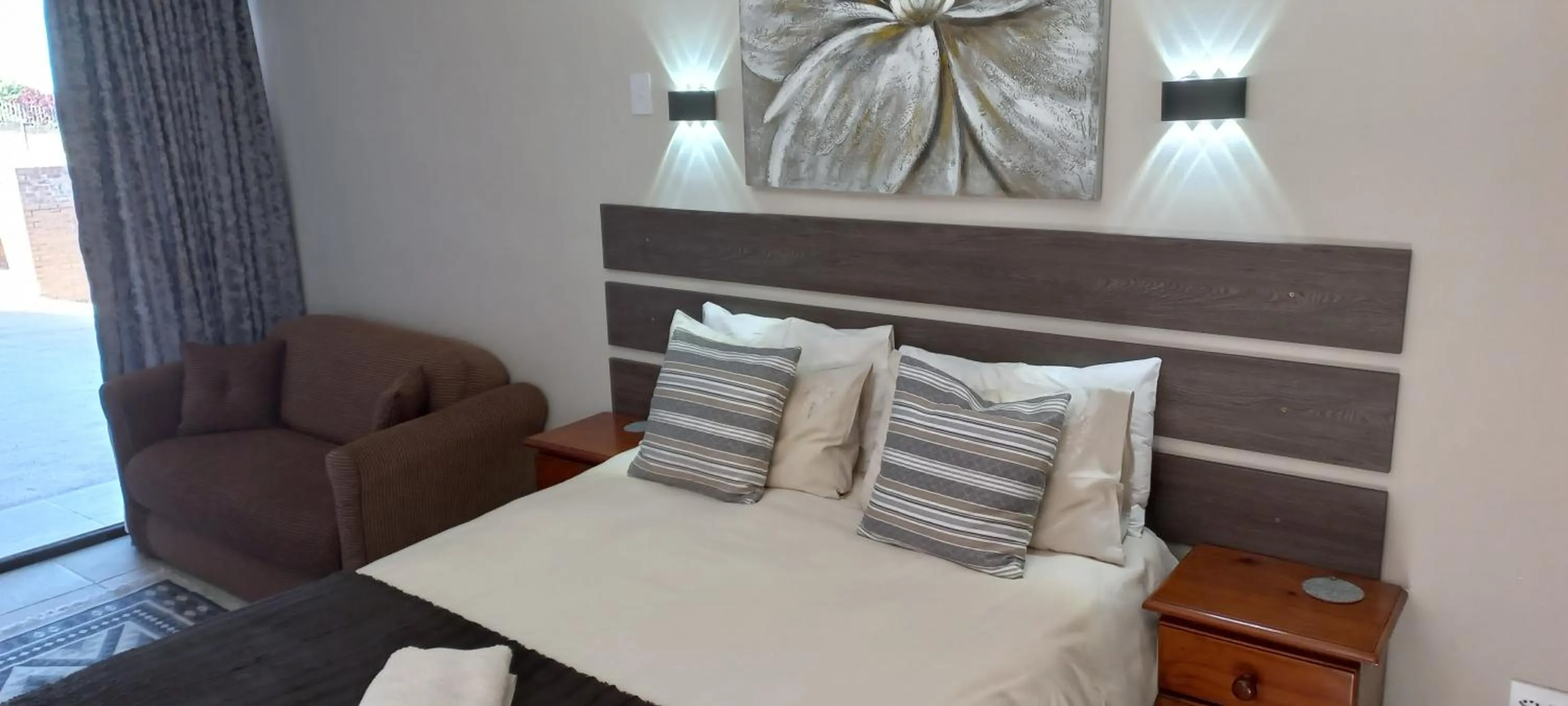 Bed in Blue Sea Guest House