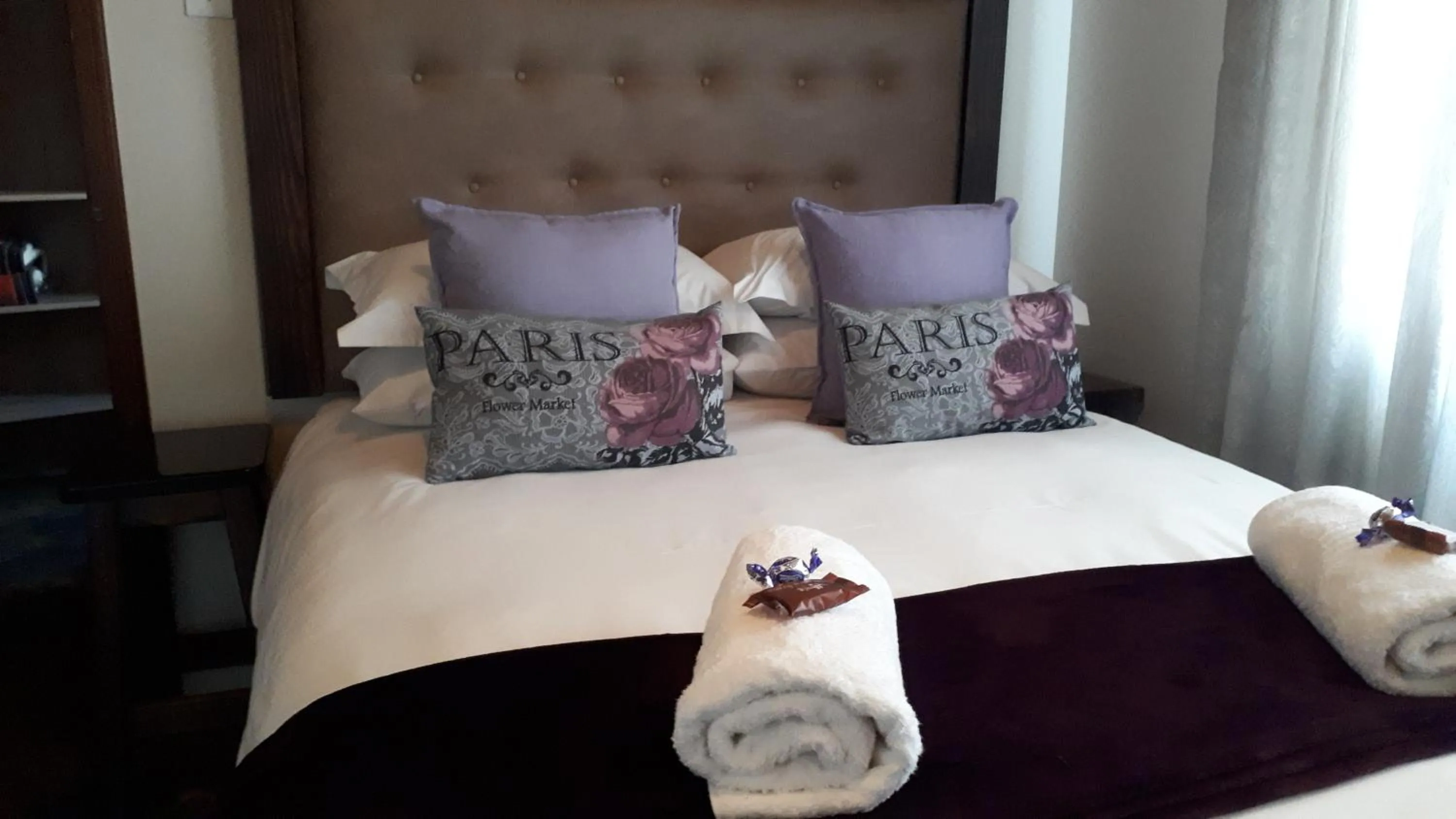 Bed in Blue Sea Guest House