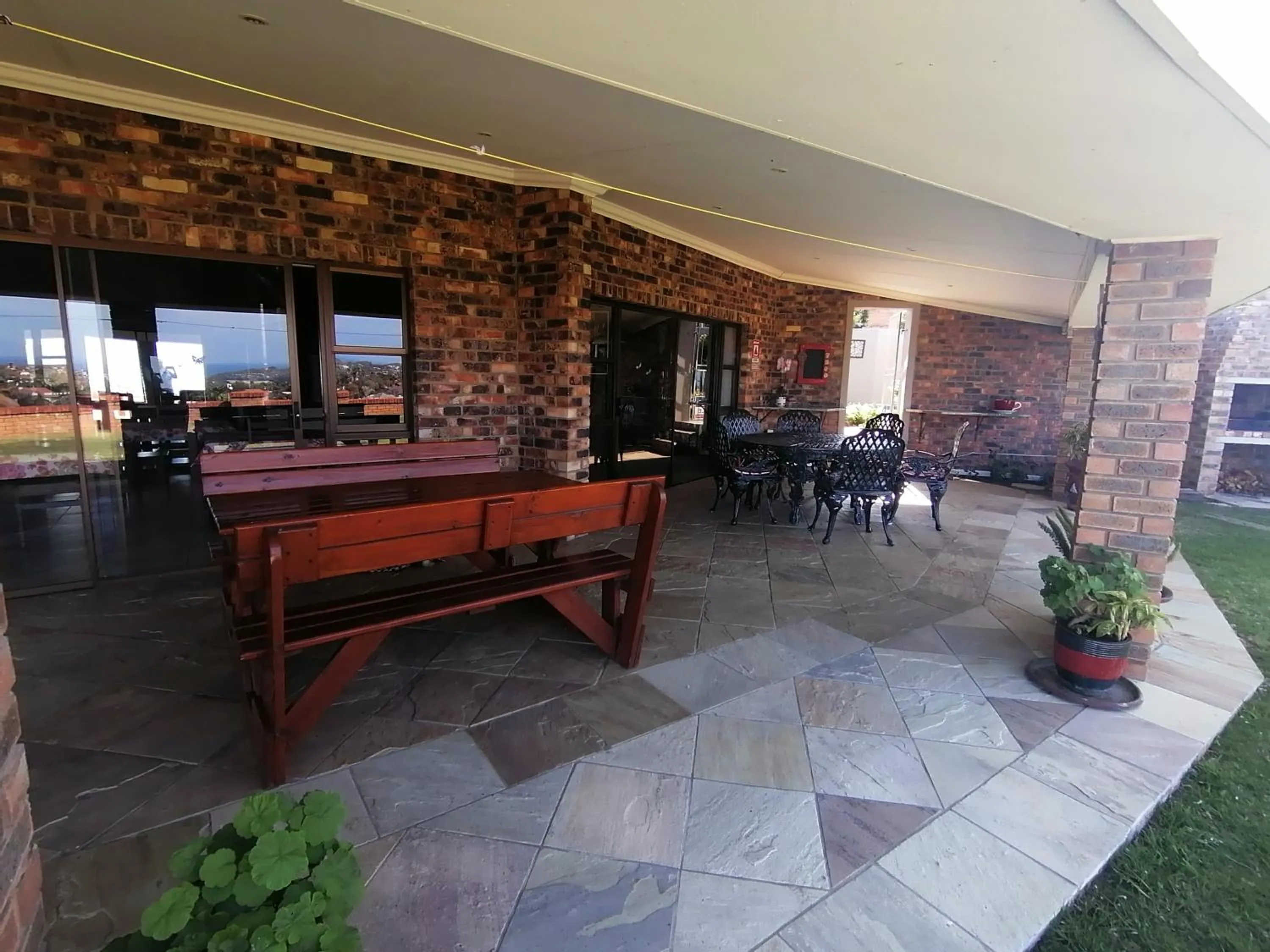 Patio in Blue Sea Guest House