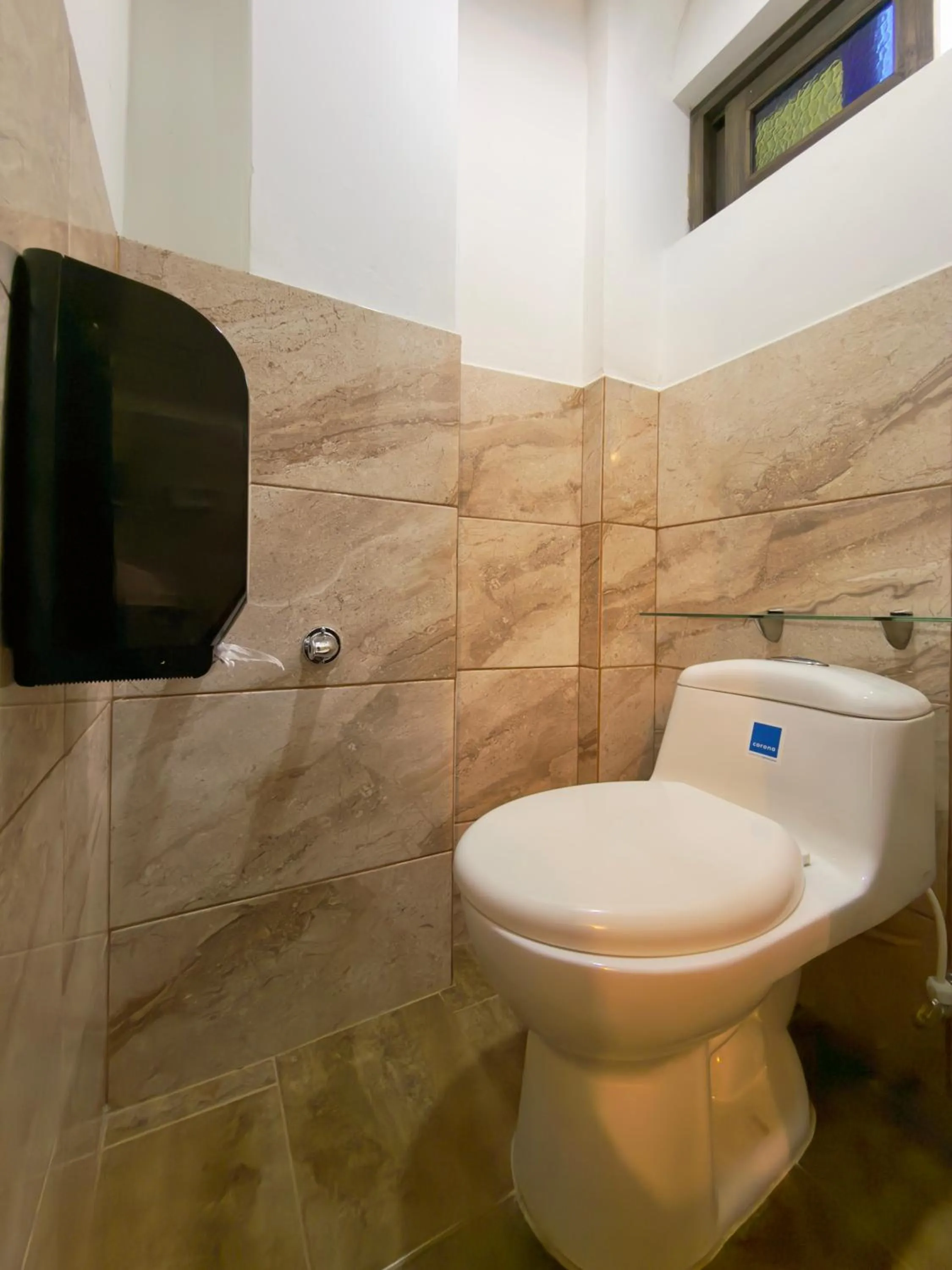 Bathroom in Santiago DC Hotel