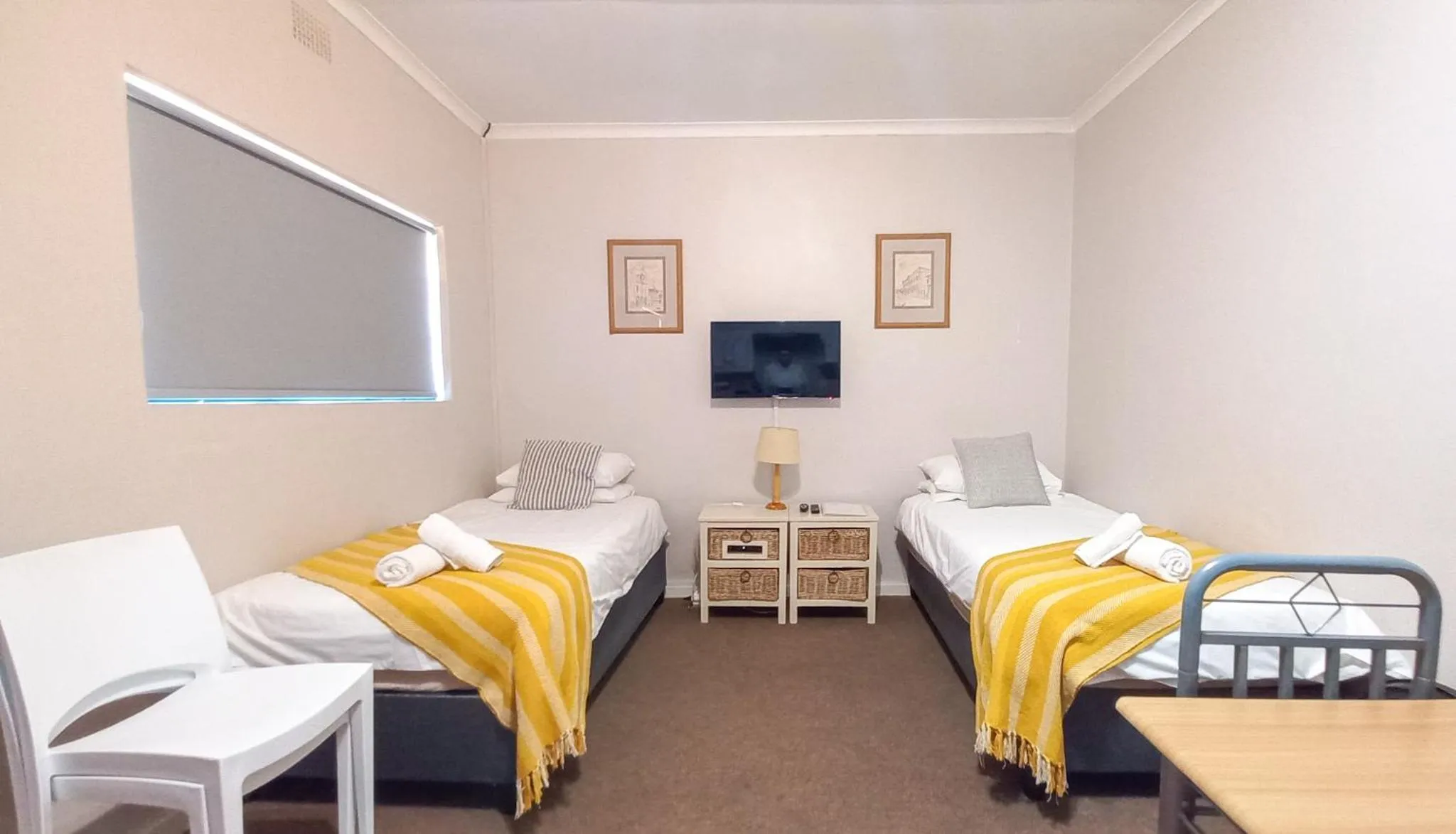 Bed in Koo Karoo Guest Lodge and Self Catering