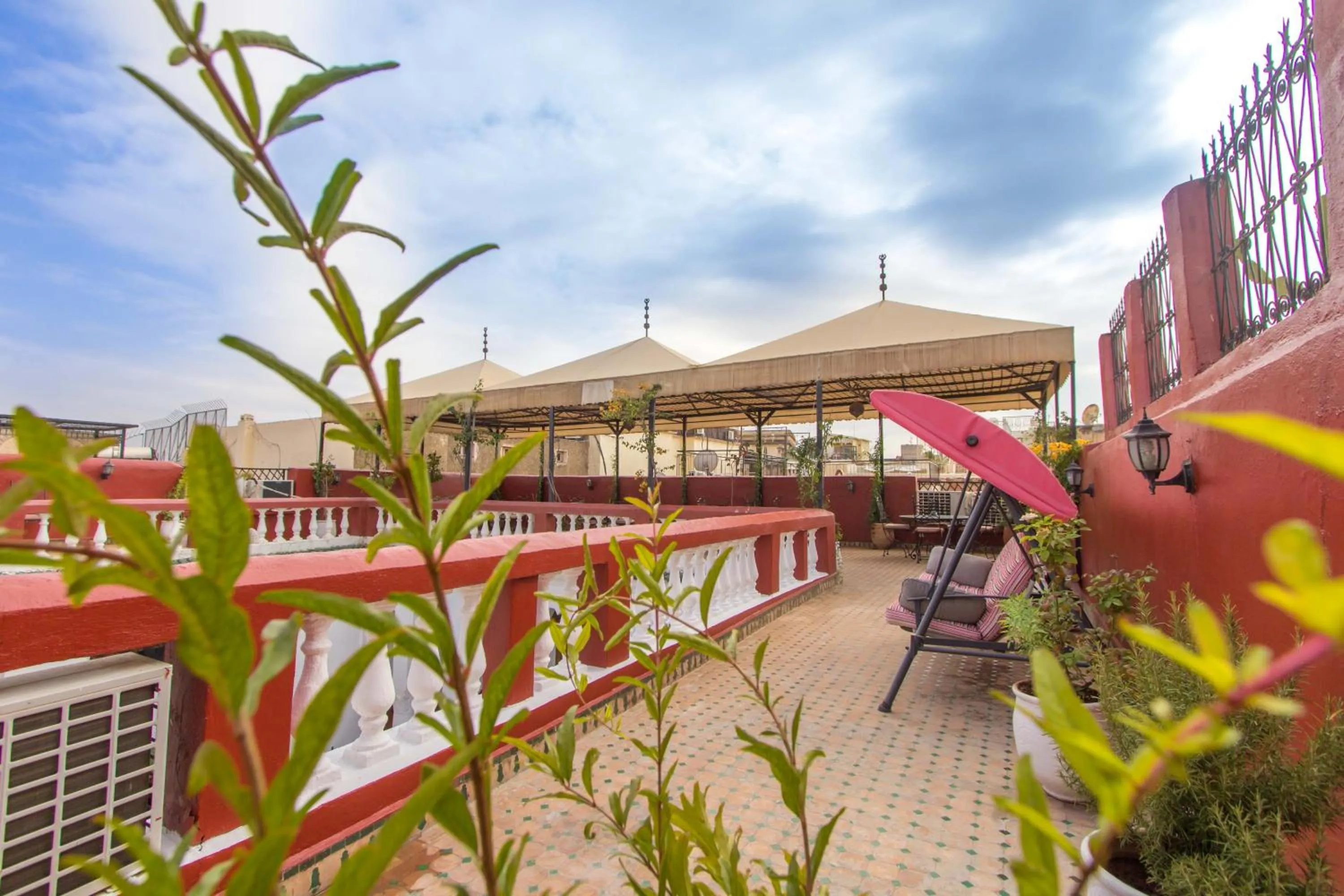 Riad Dar Skalli & SPA