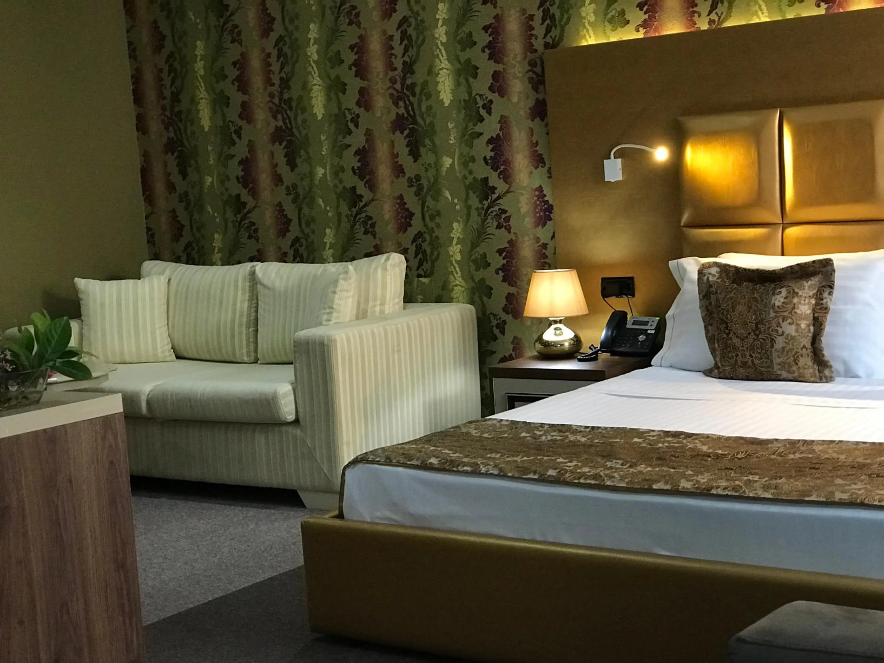 Bed in Hotel Deluxe