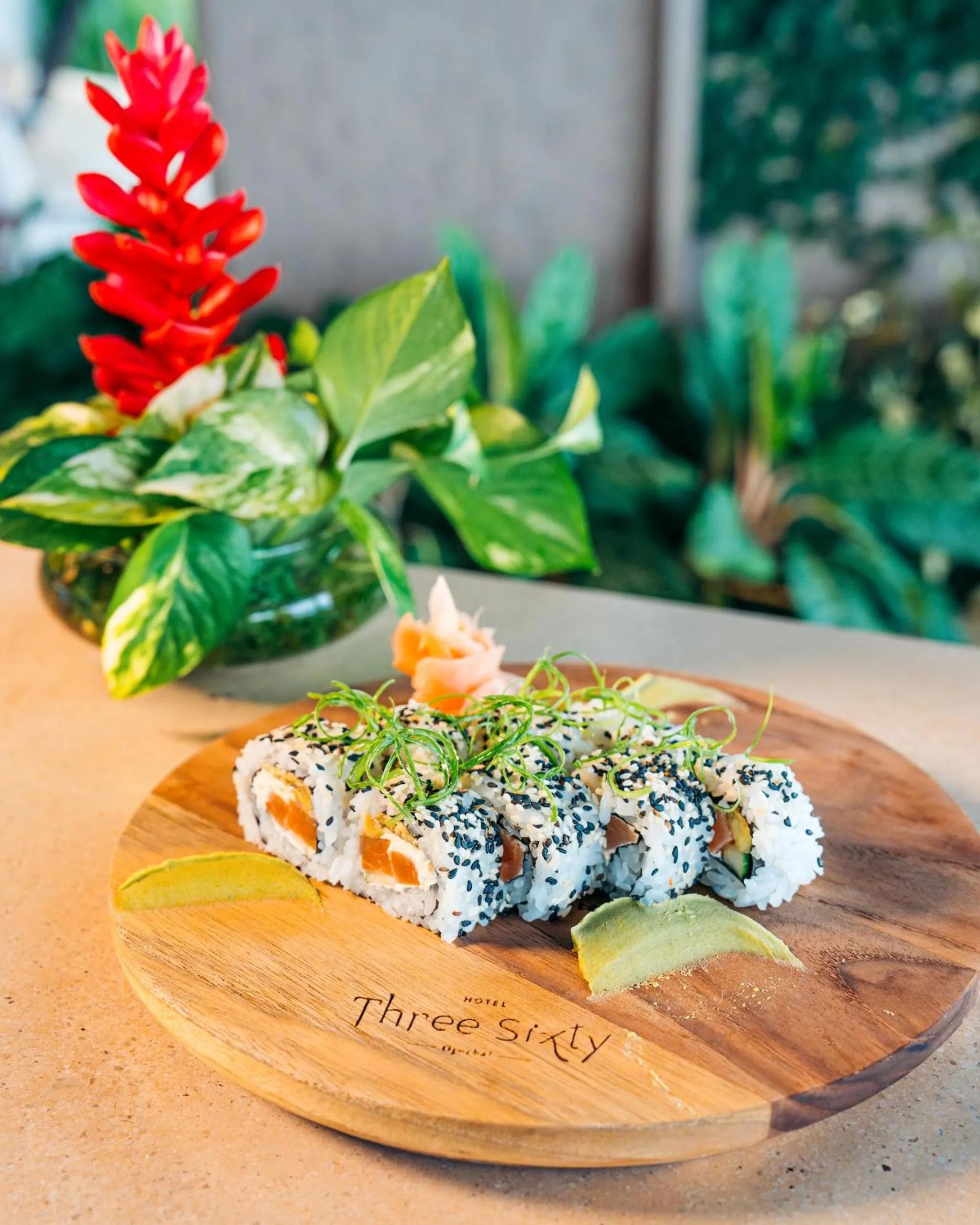 Restaurant/places to eat in Hotel Three Sixty - Adults Only