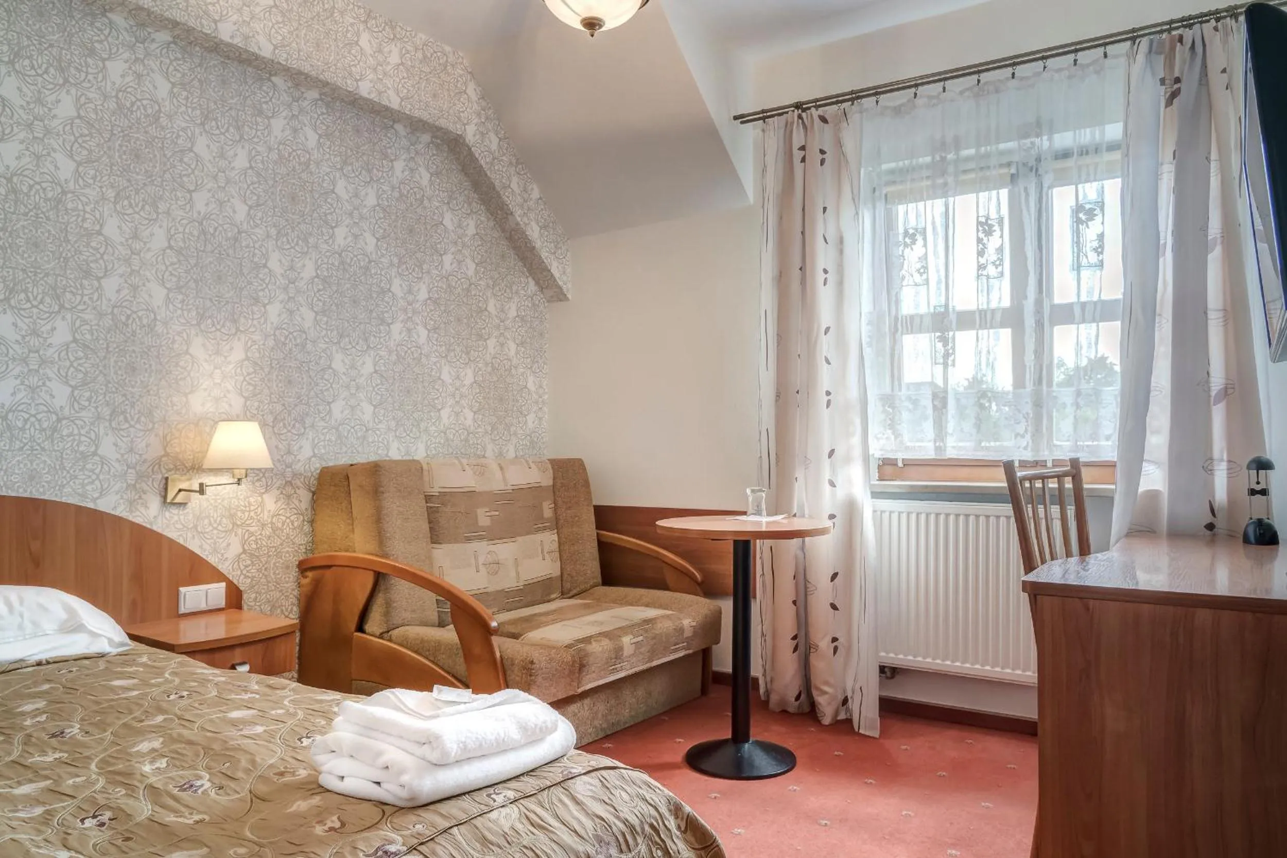 Bed in Hotel Karczówka