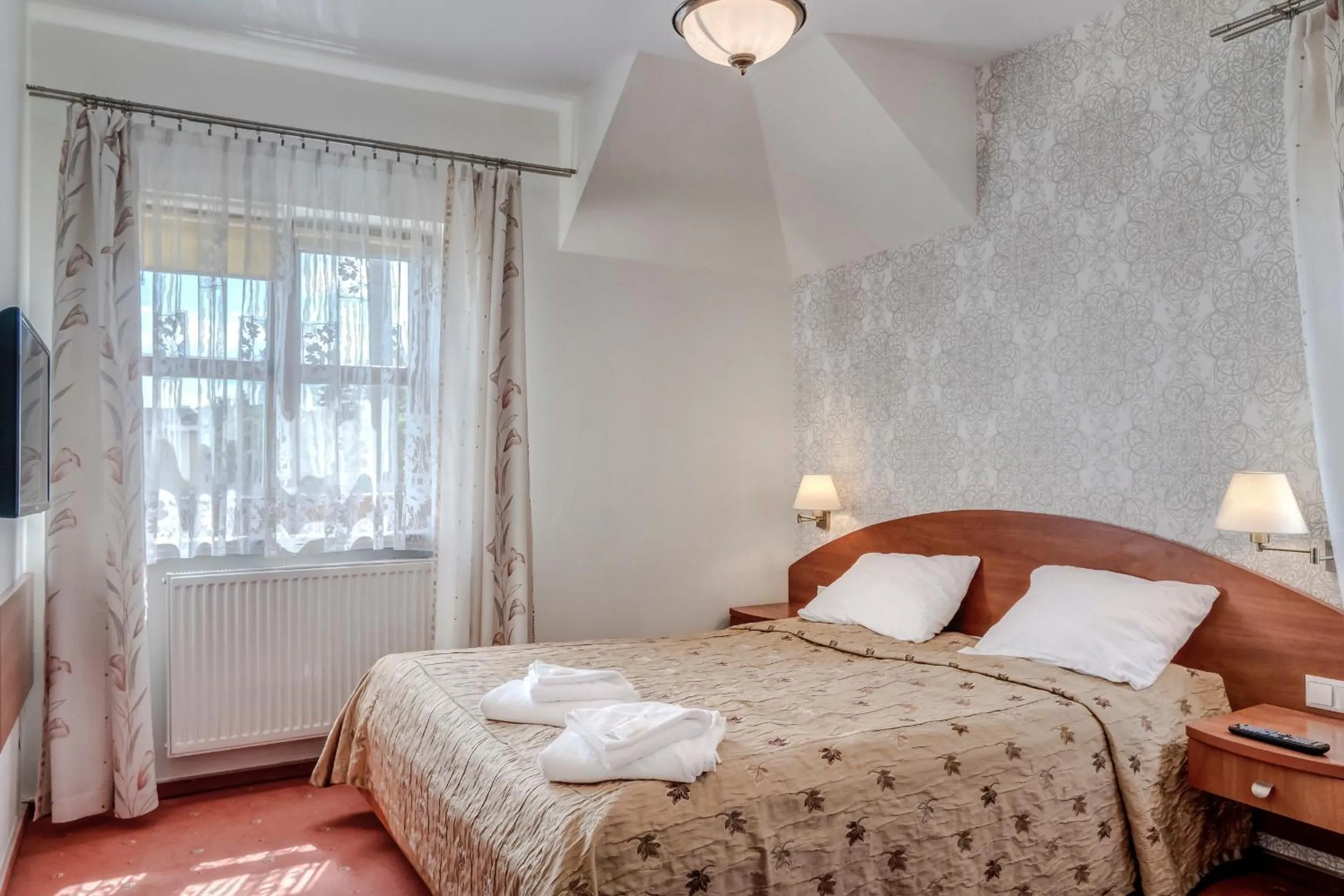 Bed in Hotel Karczówka