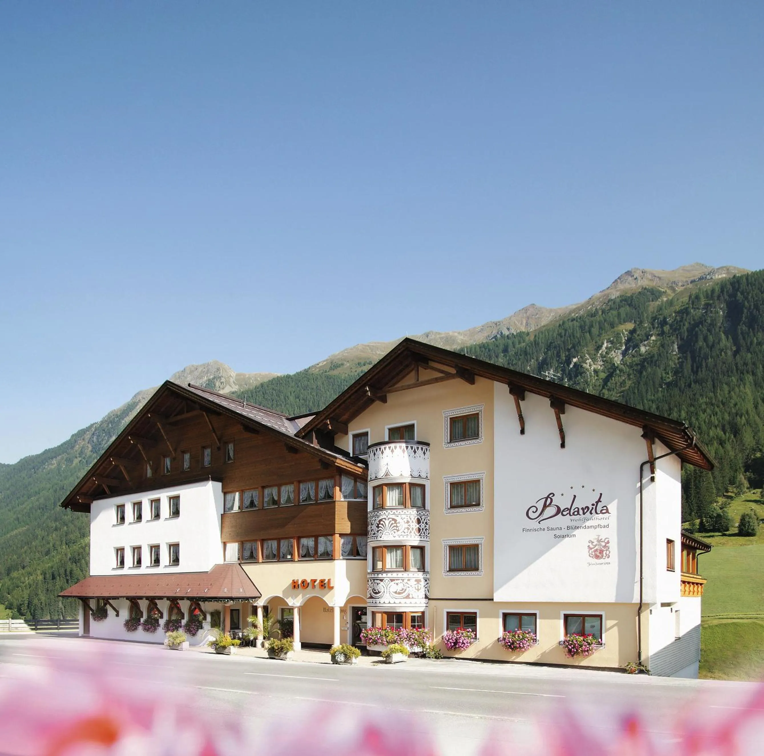 Facade/entrance in Belavita B&B