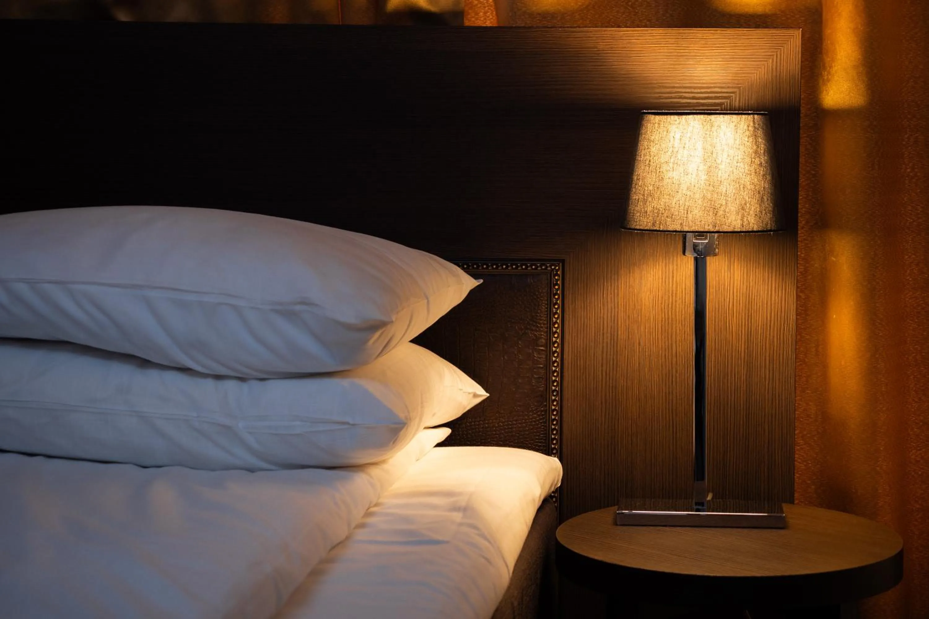 Bedroom, Bed in Banken Hotel