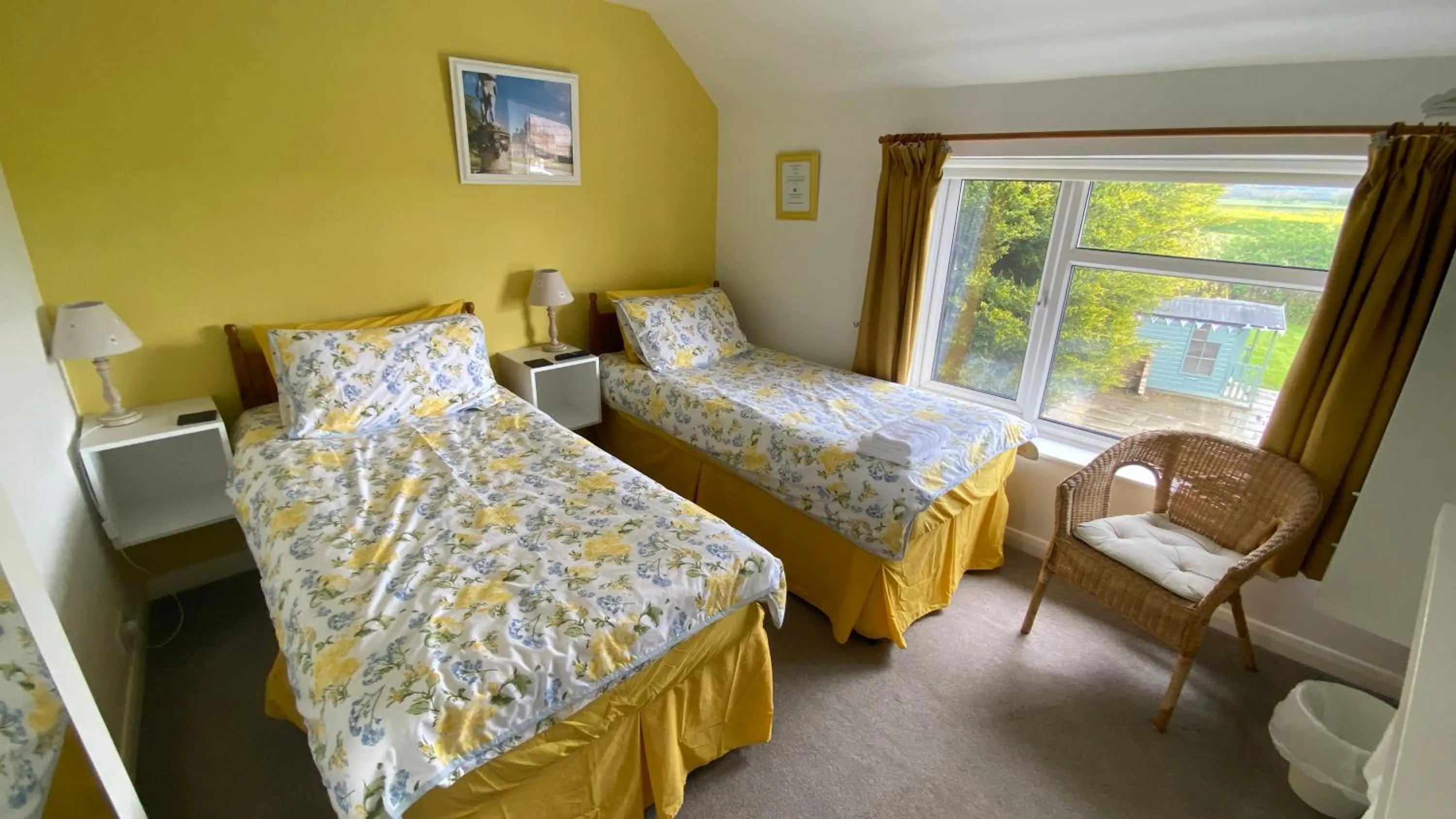 Bed in Brambling Fields B&B and Cottages