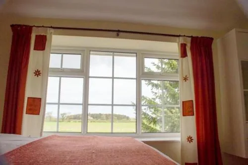 Bed in Brambling Fields B&B and Cottages