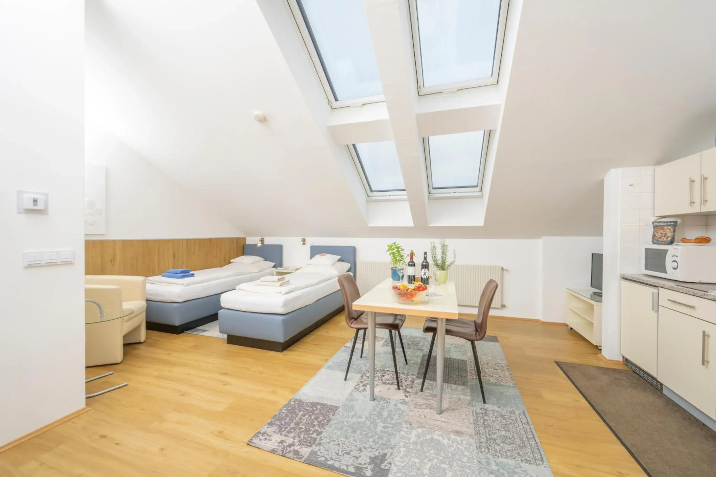 Studio (2 Adults) - Attic in Appartements Ferchergasse Studio (2 Adults) - Attic in Appartements Ferchergasse