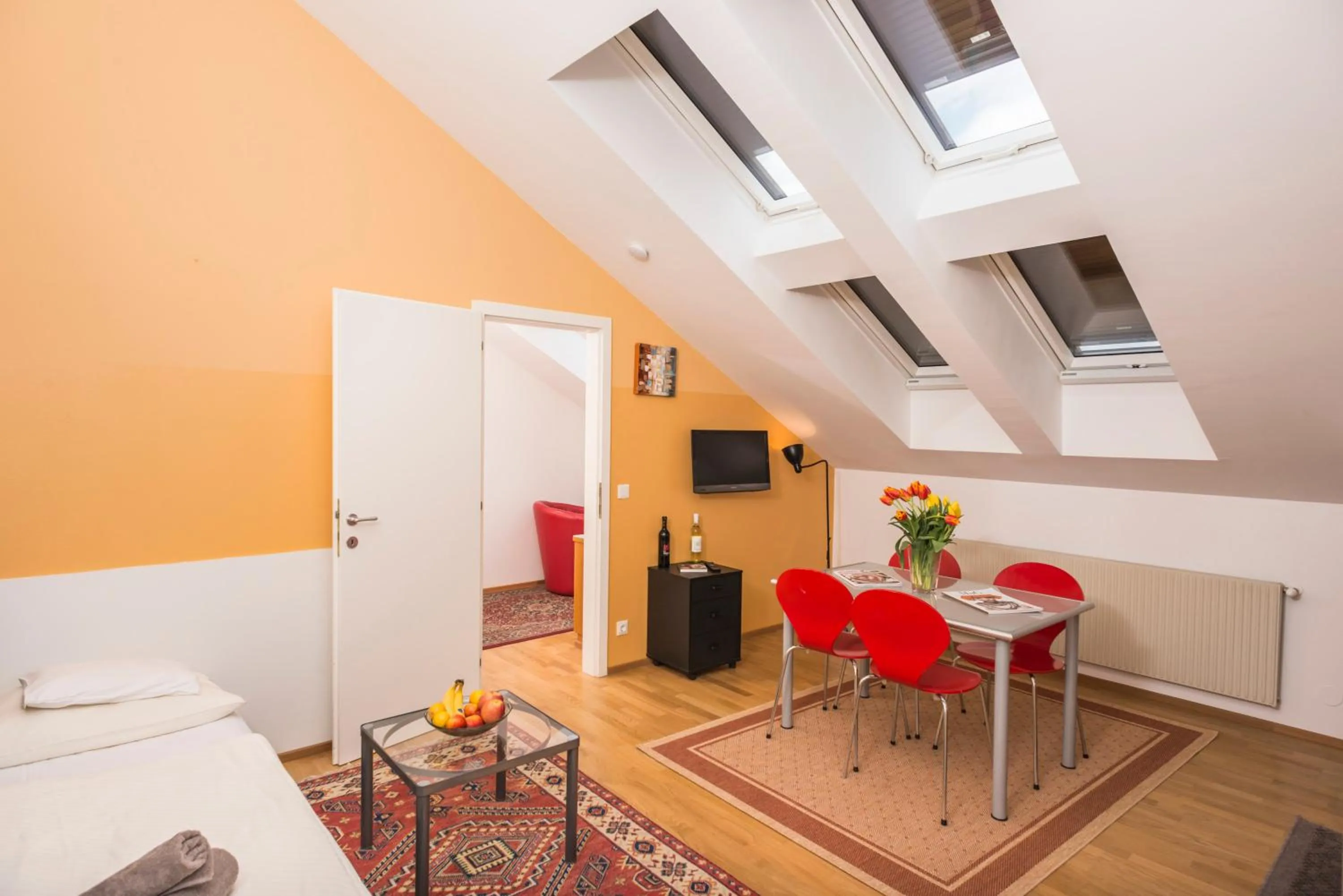 Photo of the whole room in Appartements Ferchergasse