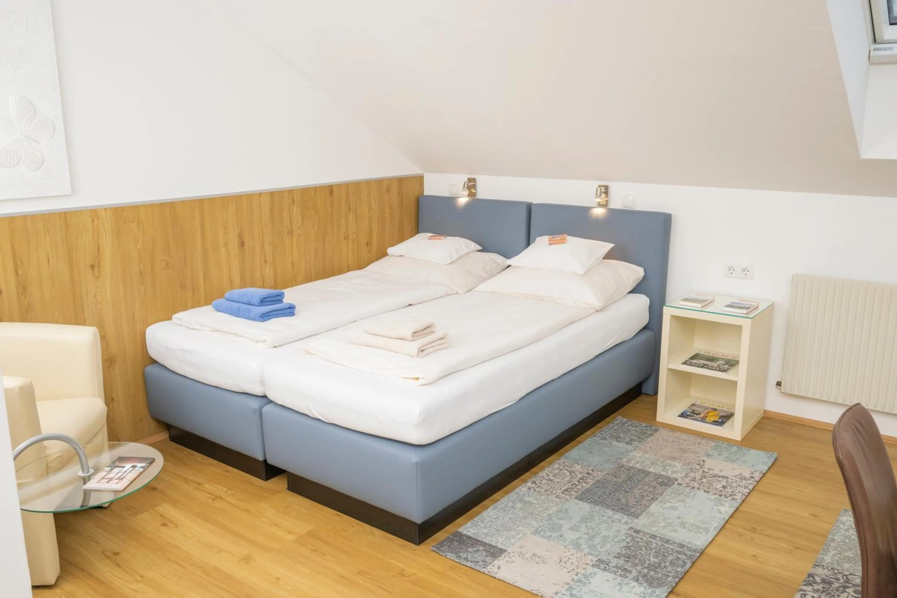 Photo of the whole room, Bed in Appartements Ferchergasse