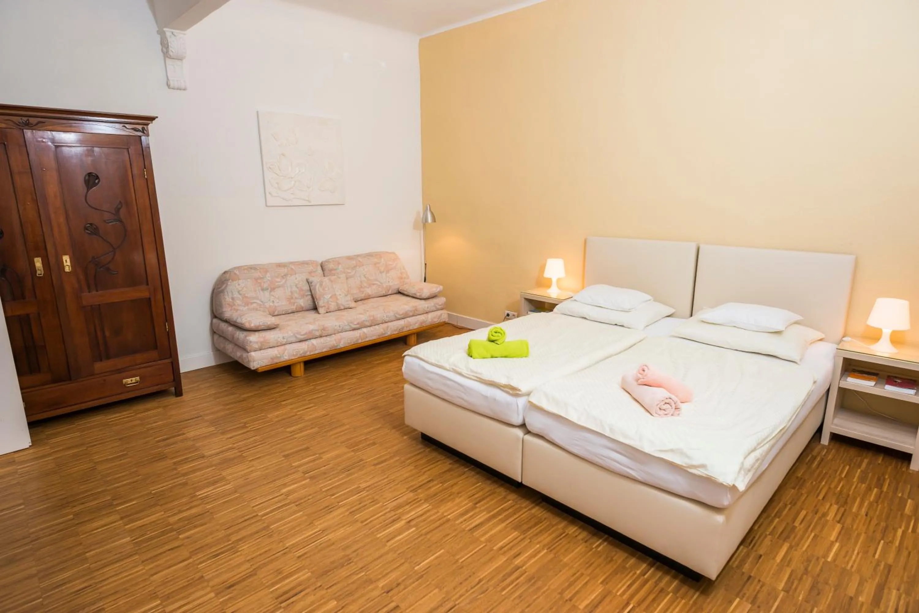 Bedroom, Bed in Appartements Ferchergasse