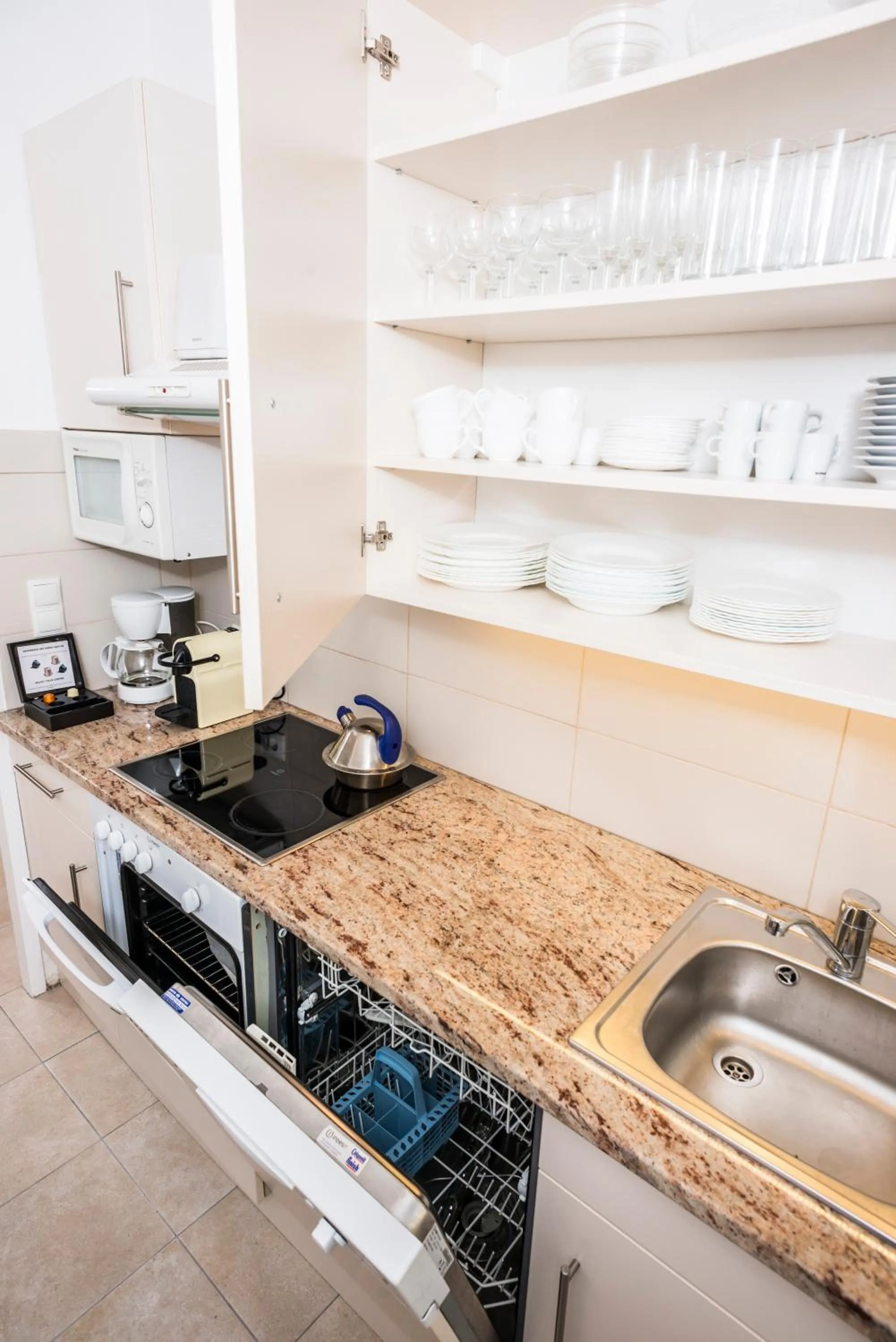Kitchen or kitchenette in Appartements Ferchergasse
