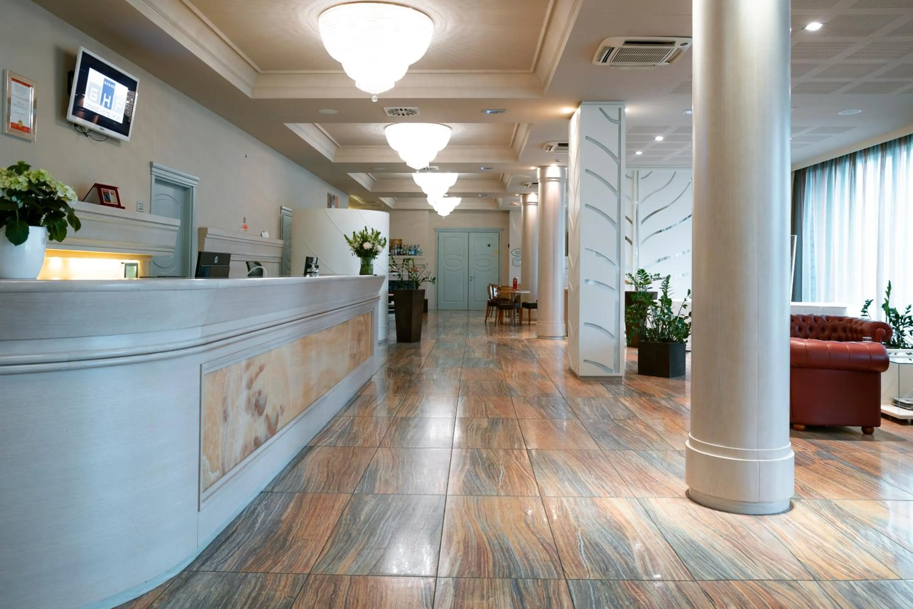 Lobby or reception in Grand Hotel Forlì
